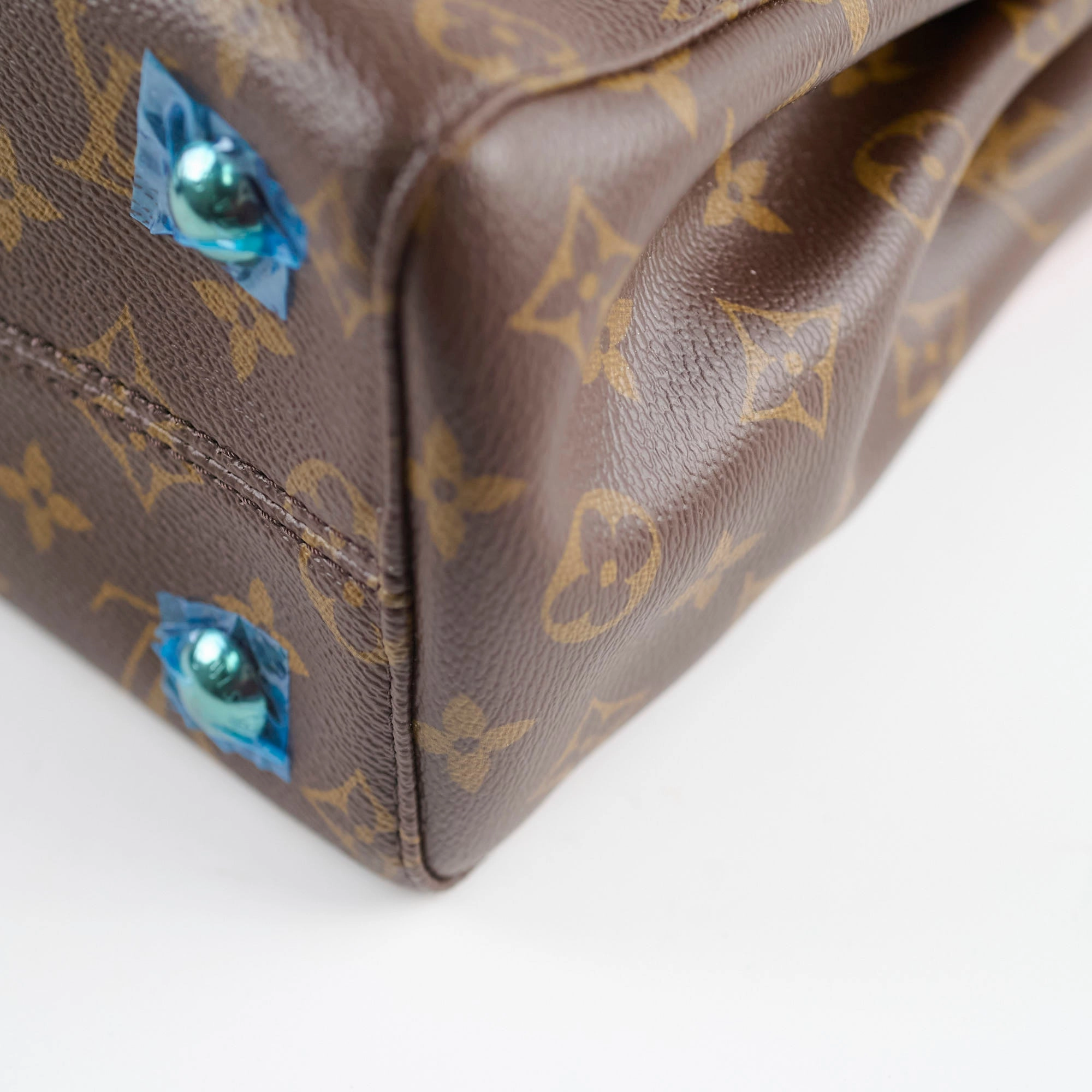 Louis Vuitton Venus Satchel Monogram Red