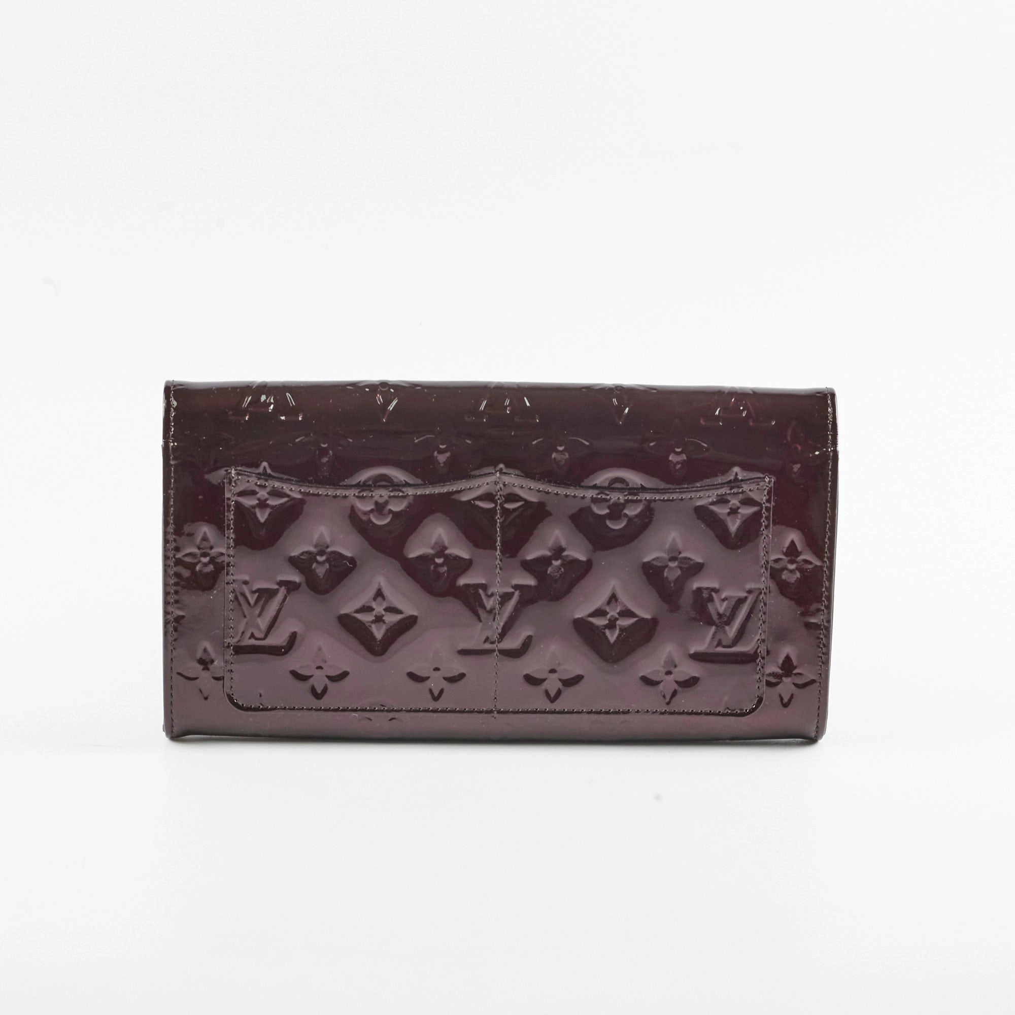 Louis Vuitton Vernis Clutch Amarante