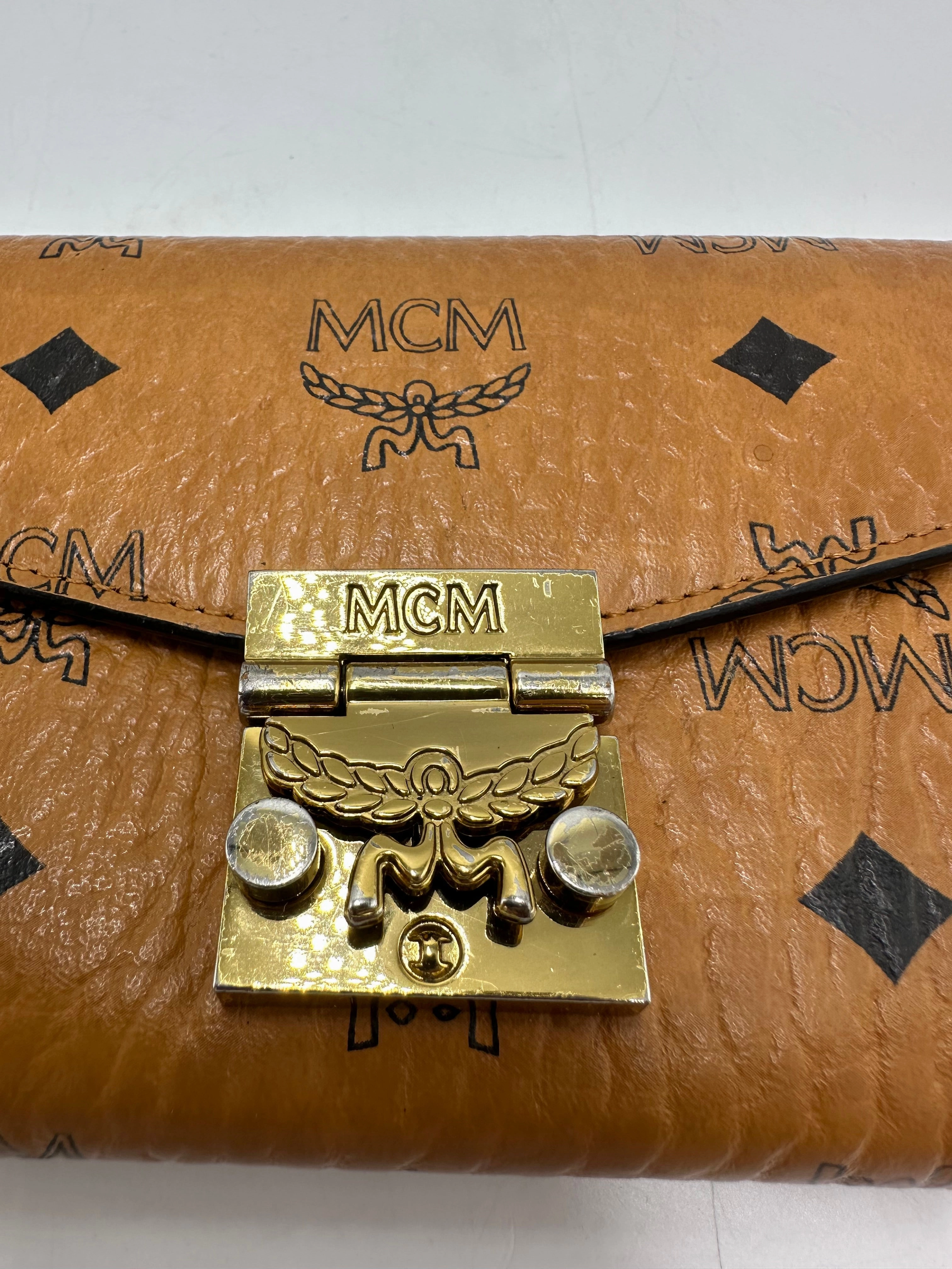 MCM Tracy Wallet On A Chain Luxury Designer Handbag