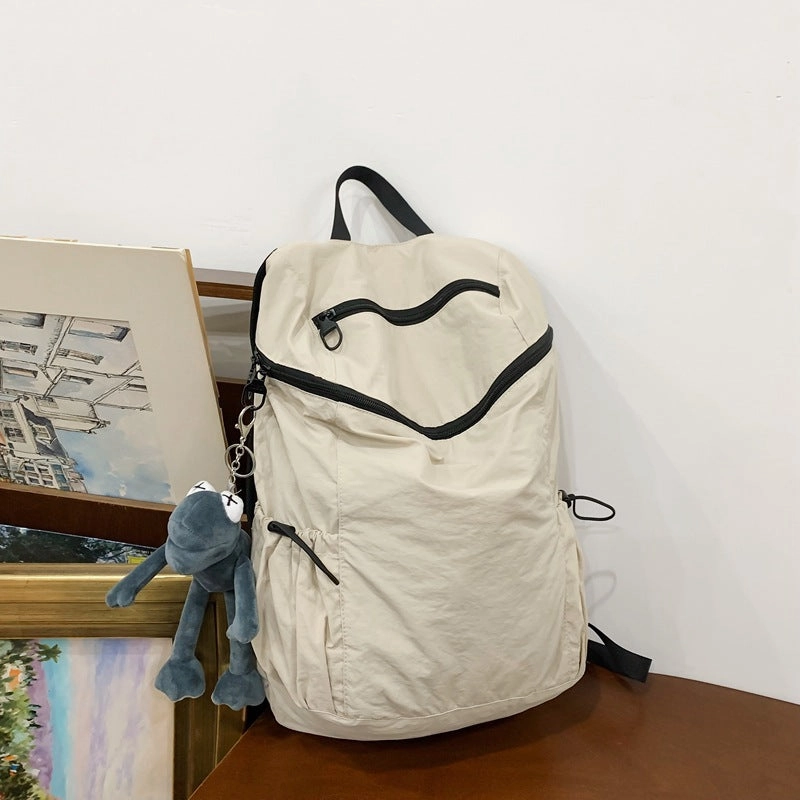 Nylon fabric backpack large capacity school bag