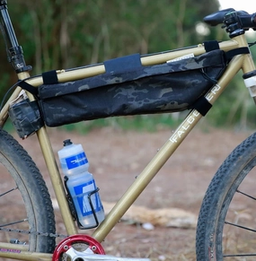 OUTER SHELL Half Framebag