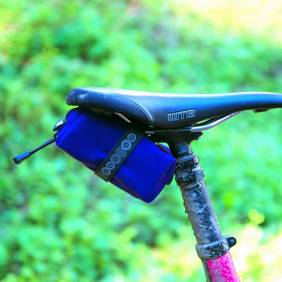 OUTER SHELL Mini Saddlebag