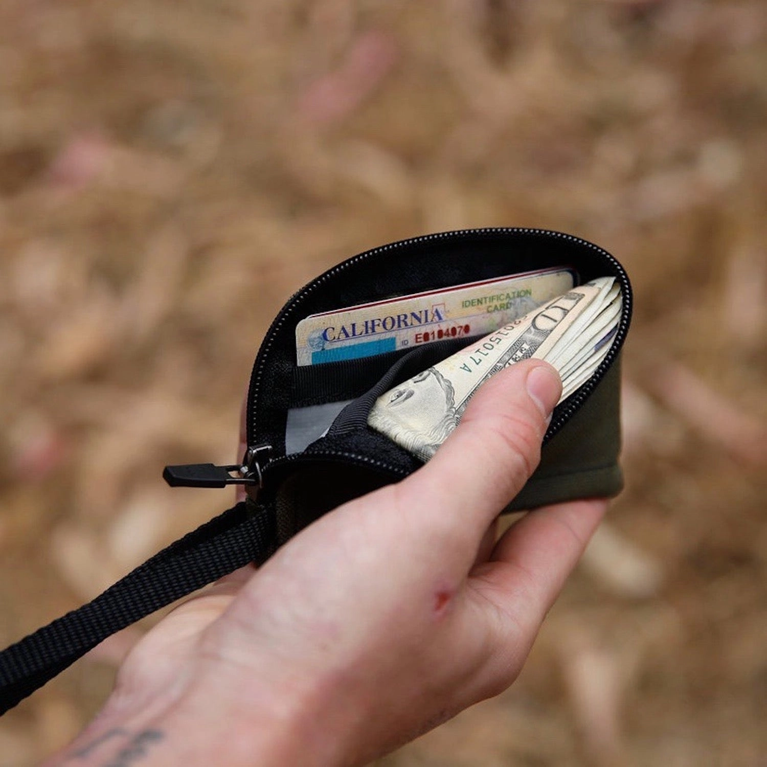 OUTER SHELL Zip Wallet Compact
