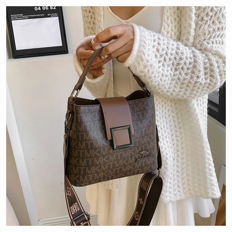Portable tote bag