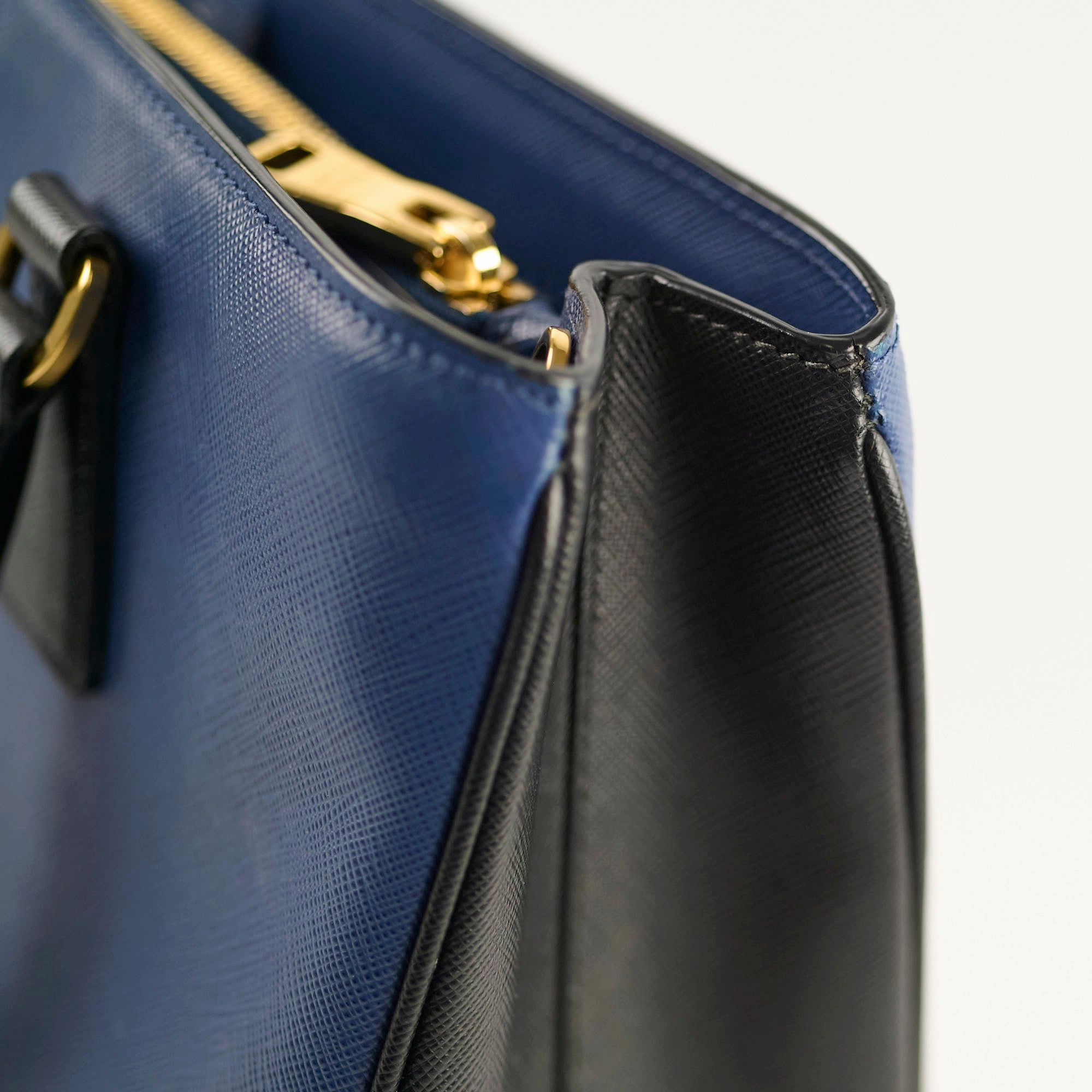 Prada Galleria Saffiano Tote Blue/Black