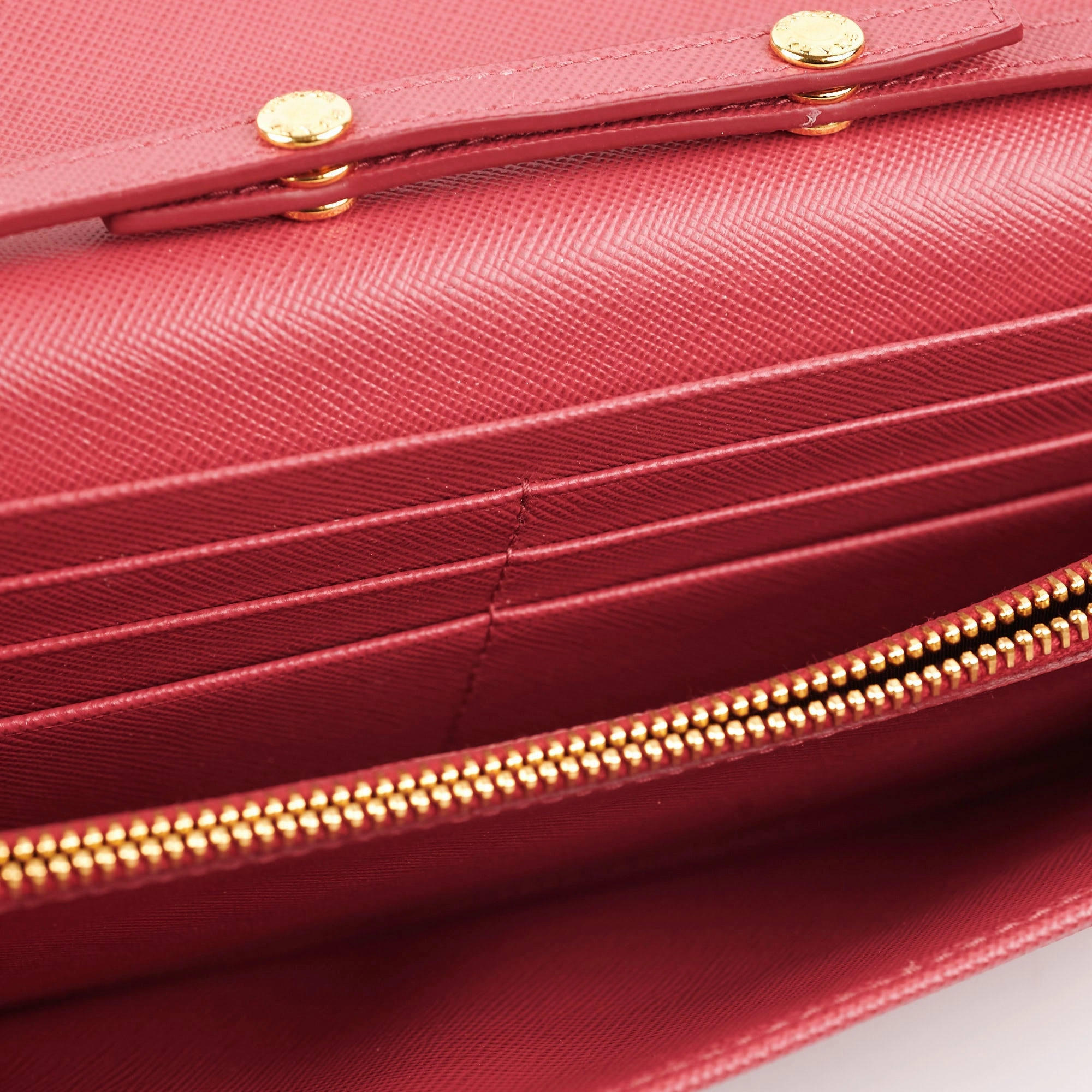 Prada Pink Long Wallet On Chain WOC