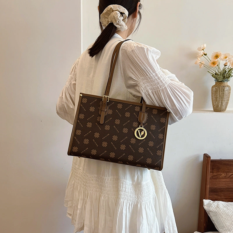 Printed letter texture portable tote bag female