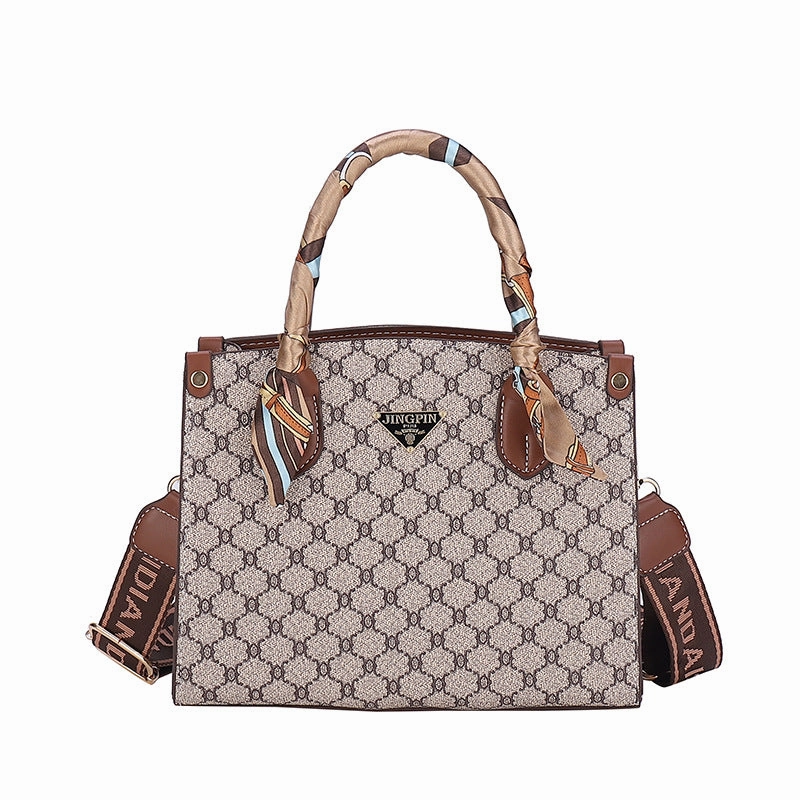 Printed letter versatile large capacity tote bag