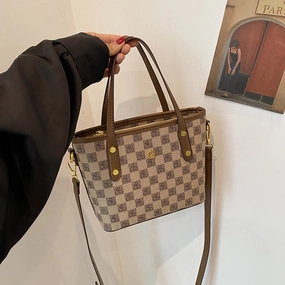 Printed shoulder tote bag