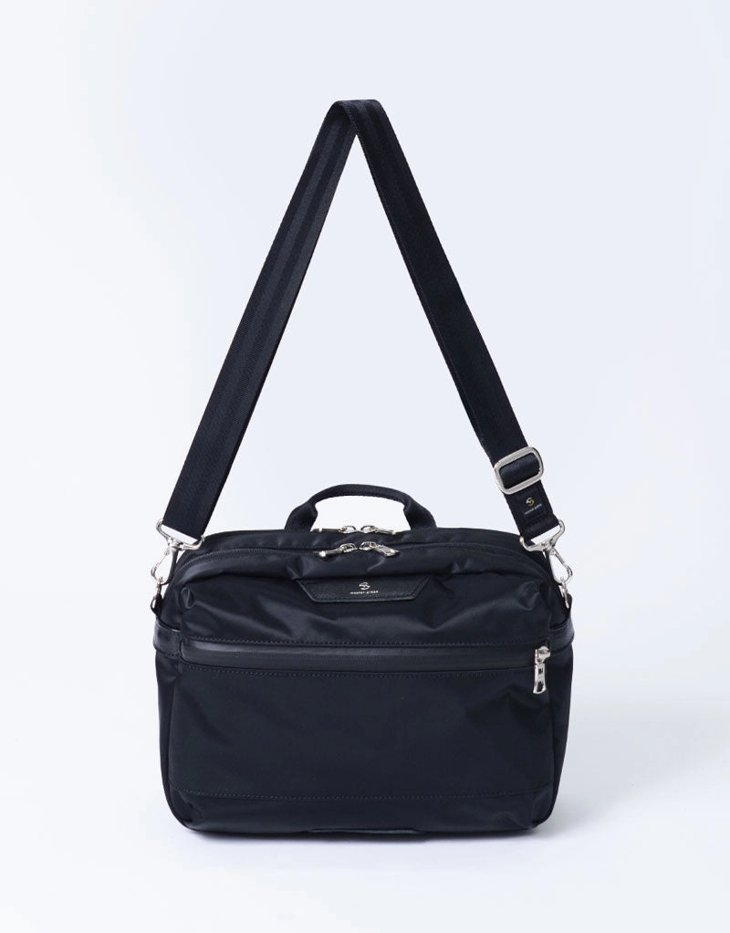 Progress 2nd Laye Shoulder Bag M No.02407
