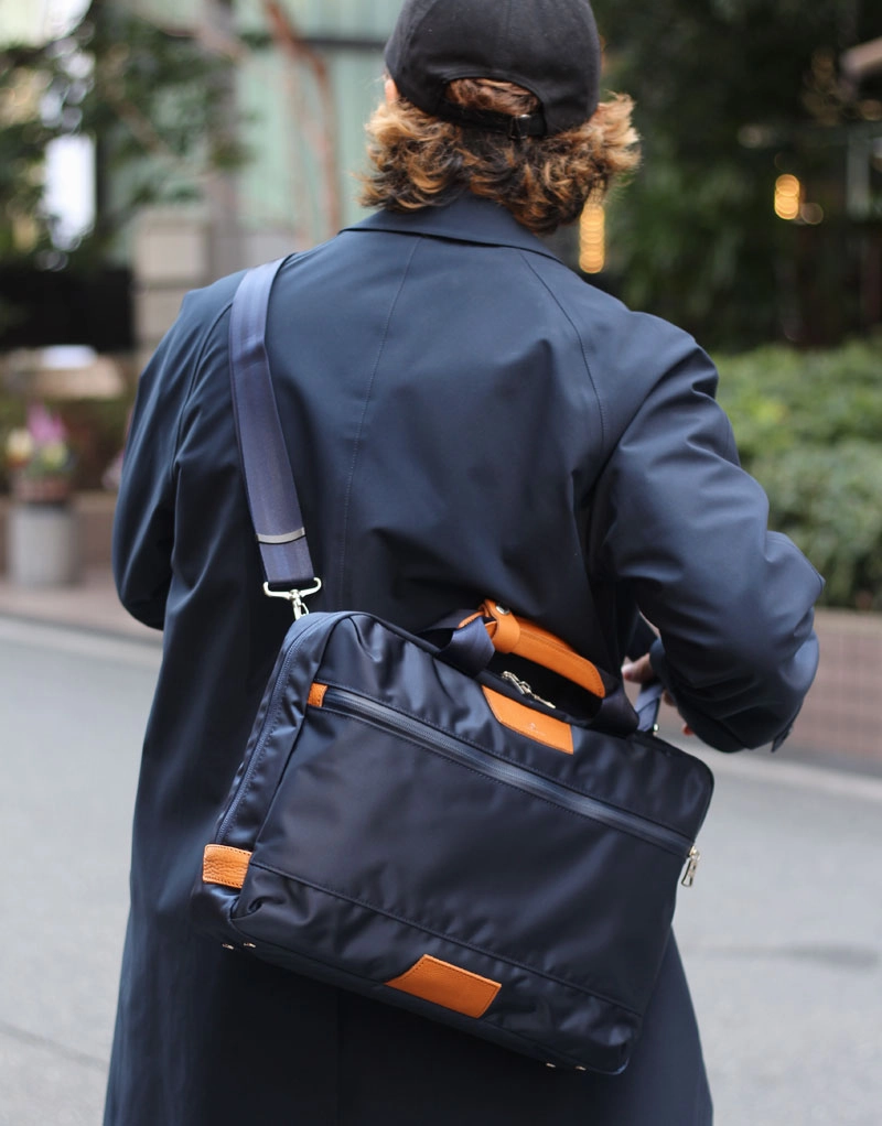 Progress Briefcase No.02404