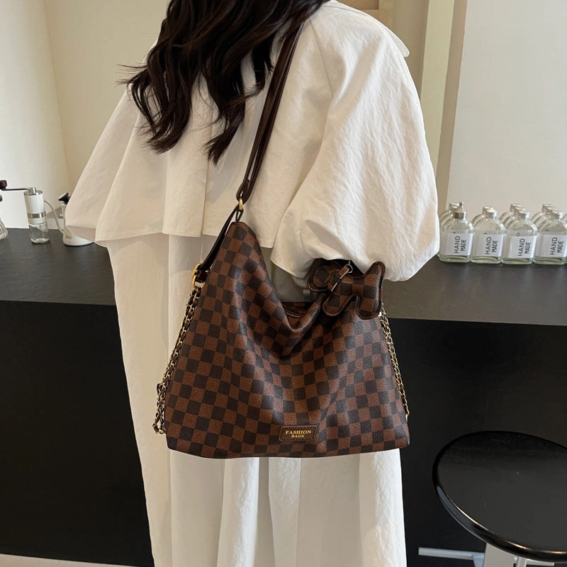 Retro fashion contrasting color plaid tote bag