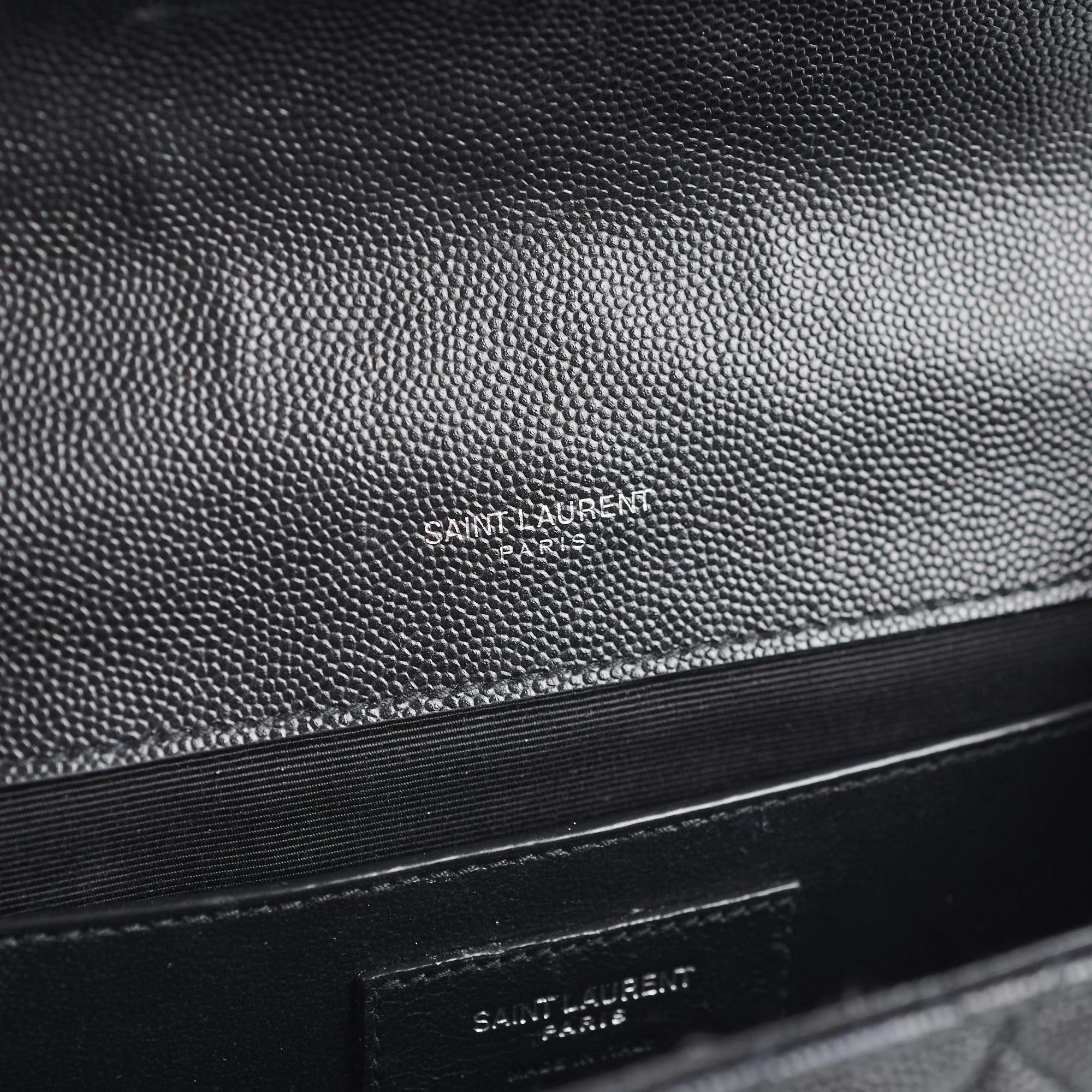 Saint Laurent Envelope Medium Quilted Grain Black