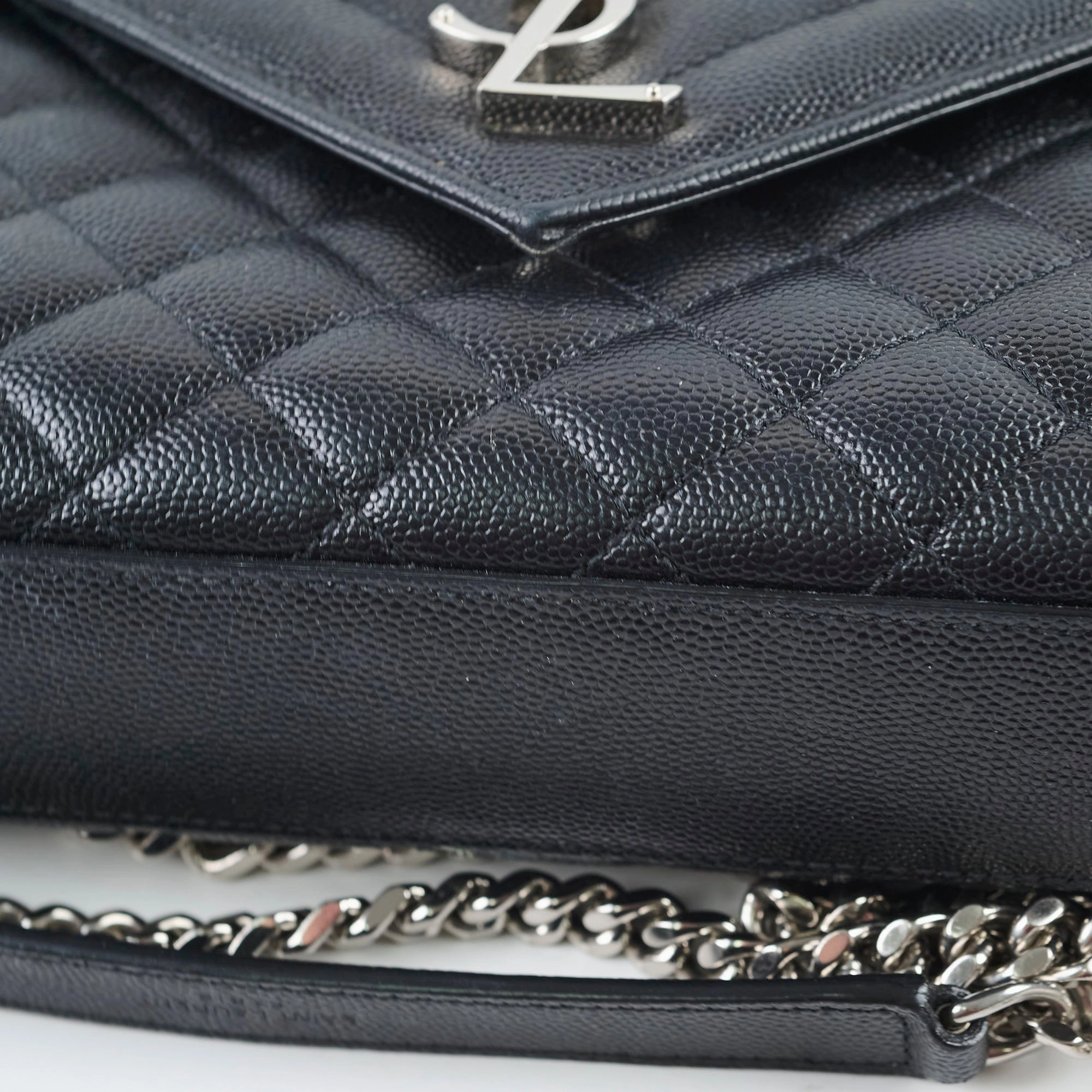 Saint Laurent Envelope Medium Quilted Grain Black