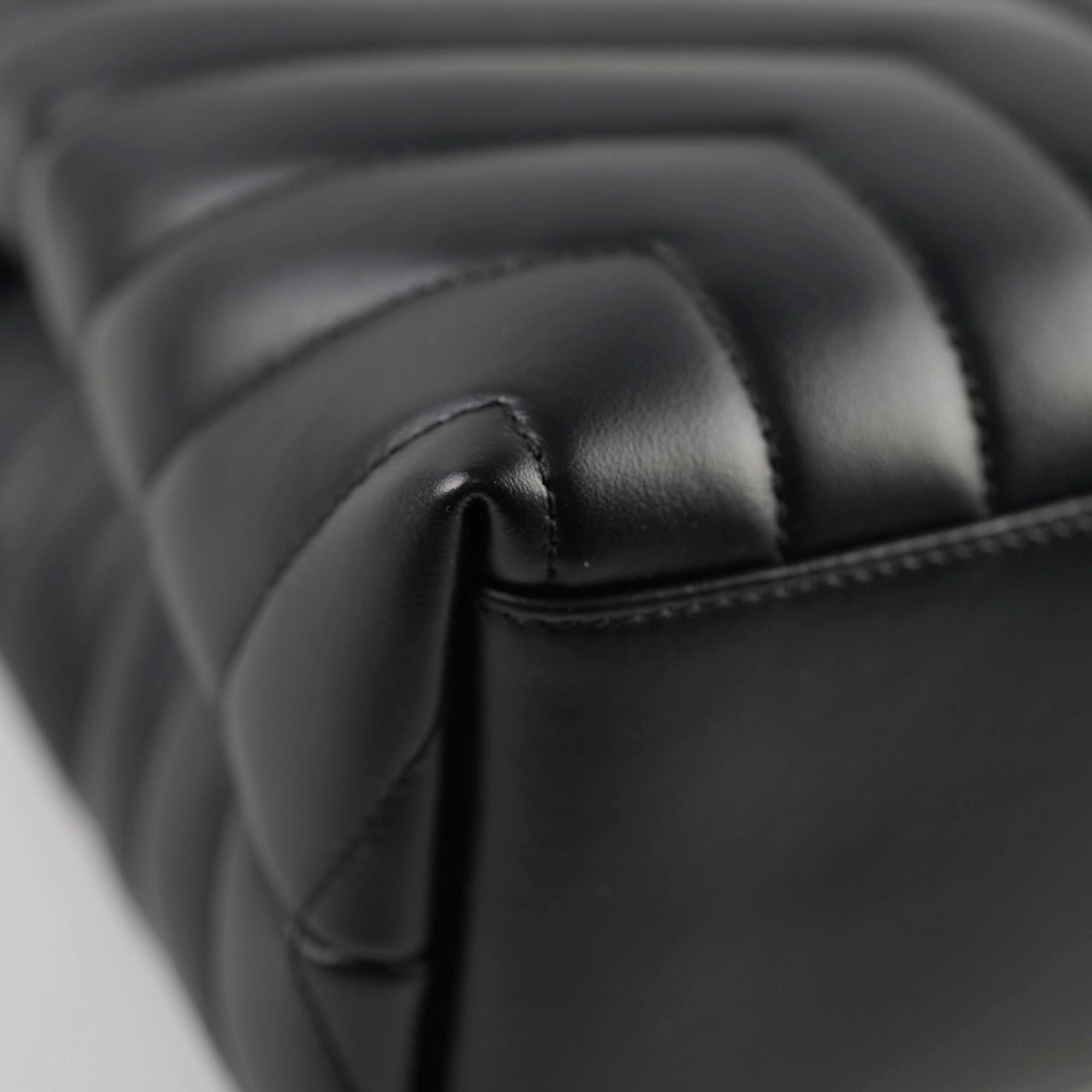 Saint Laurent Lou Lou Medium Shoulder Bag Black