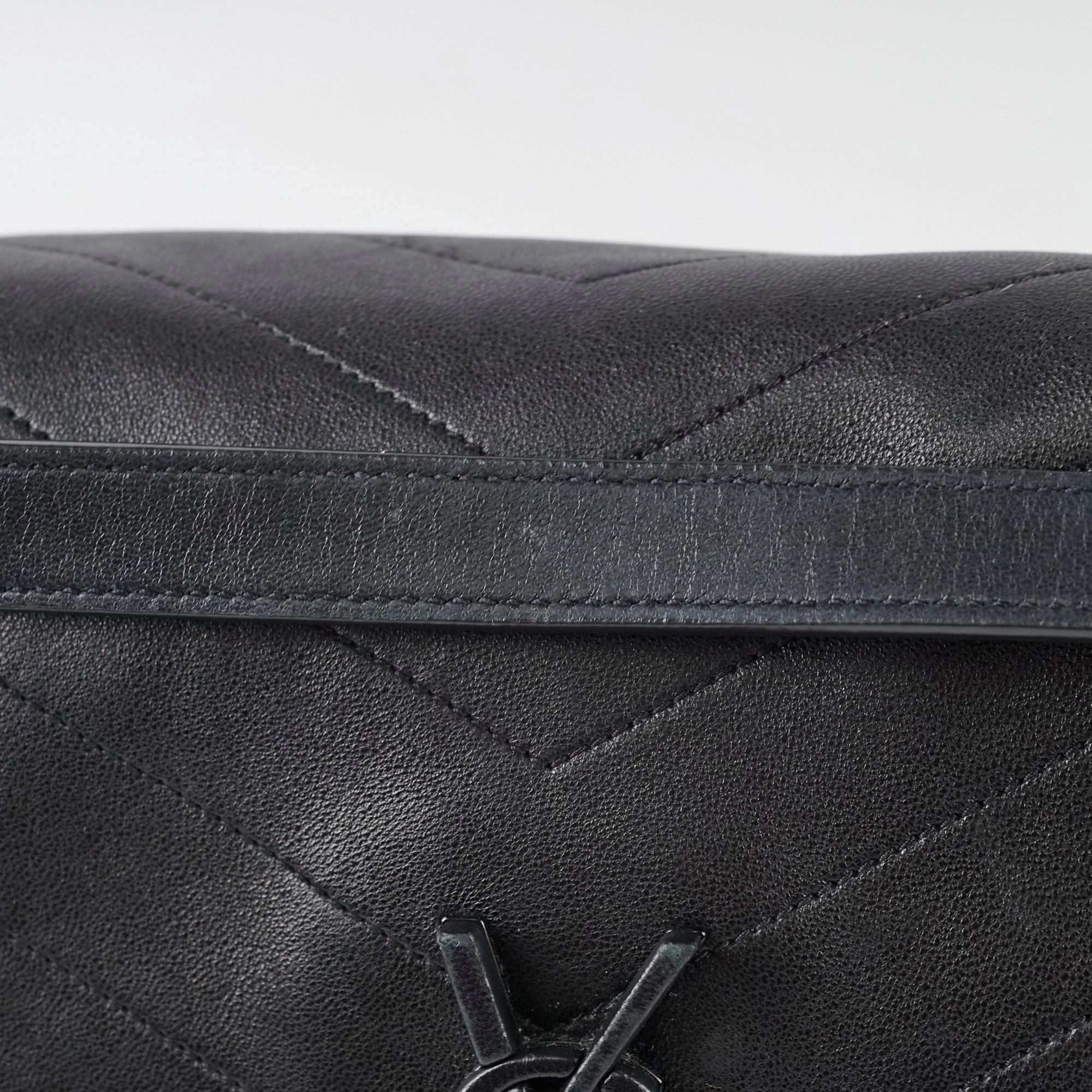 Saint Laurent Medium Nikki Black