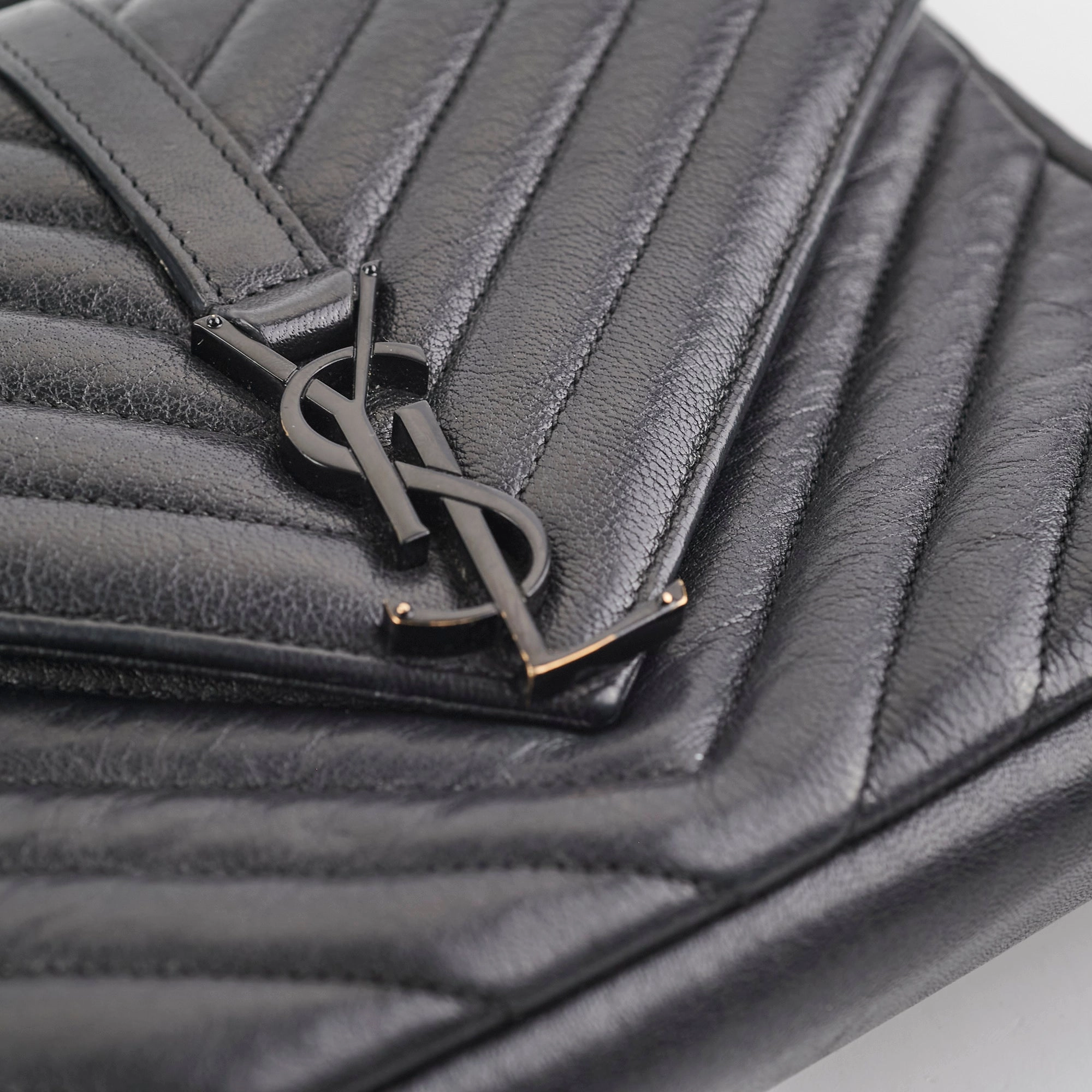 Saint Laurent So black Medium College Bag