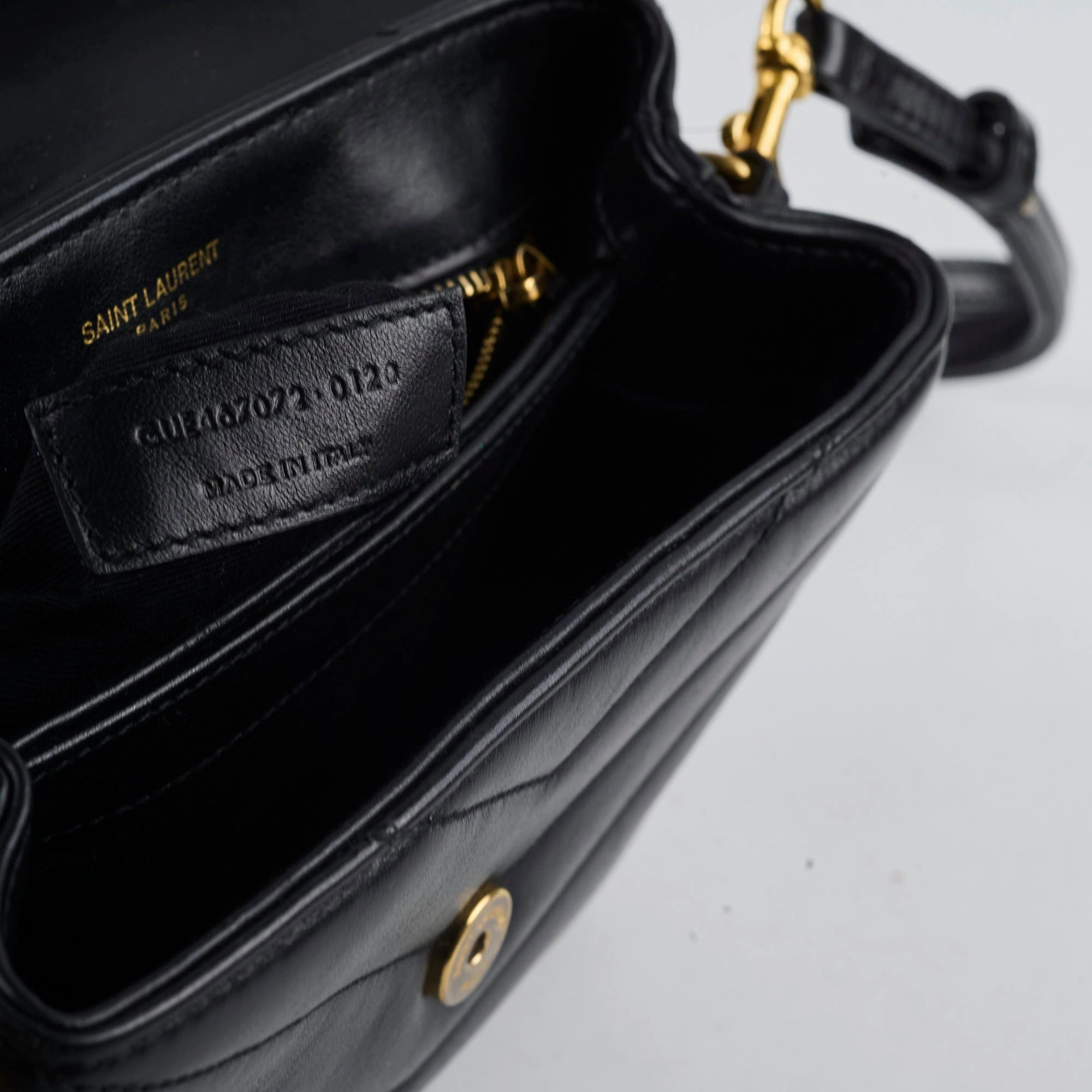 Saint Laurent Toy Loulou Black