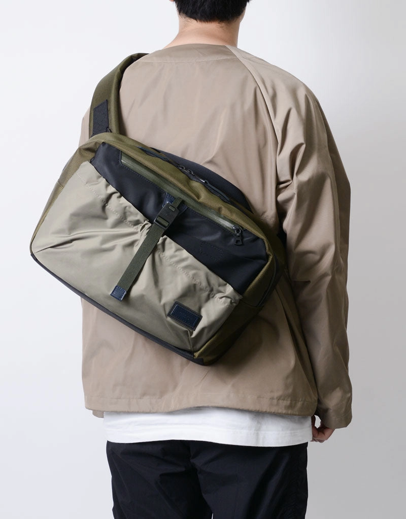 Scramble Messenger Bag No.289073