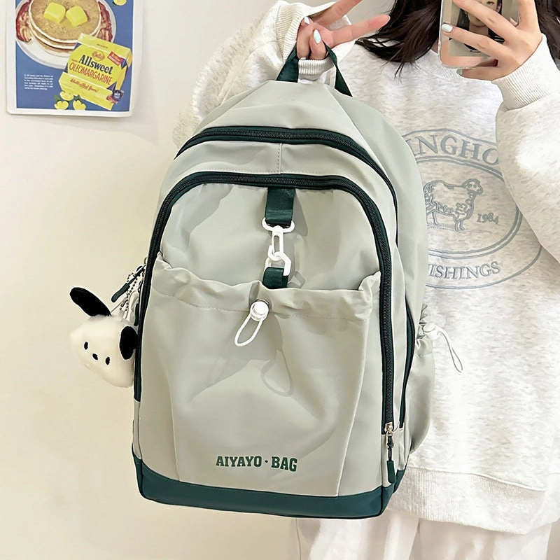 Simple and versatile backpack