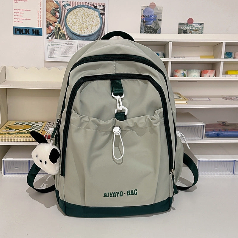 Simple and versatile backpack