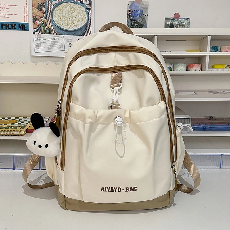 Simple and versatile backpack
