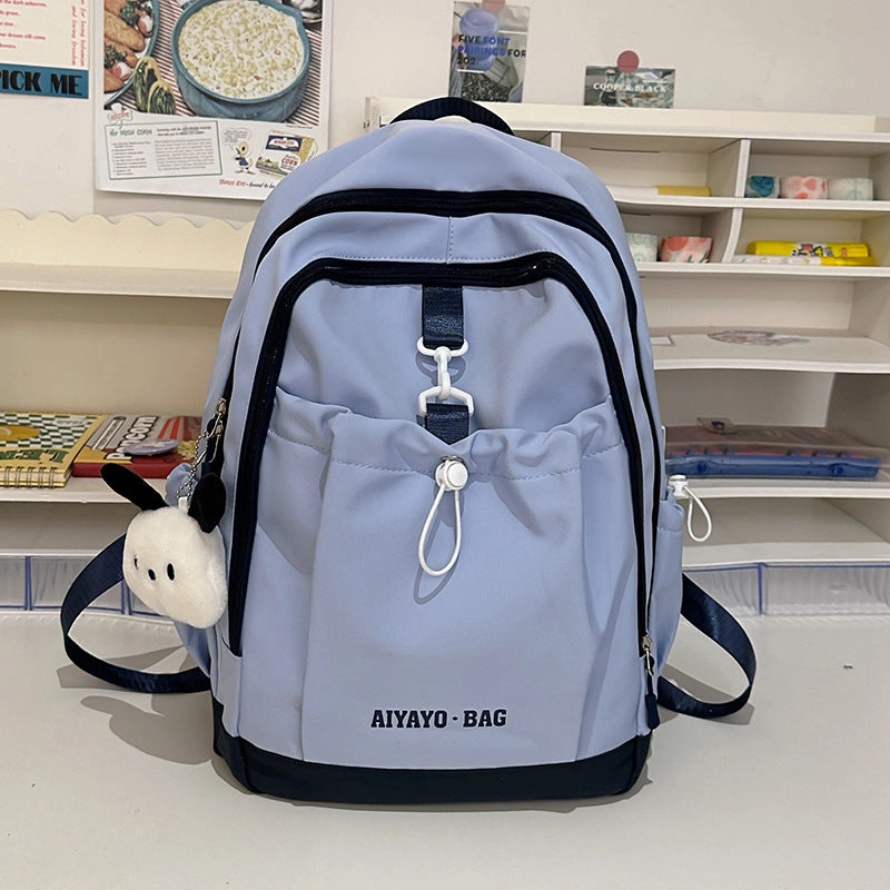 Simple and versatile backpack