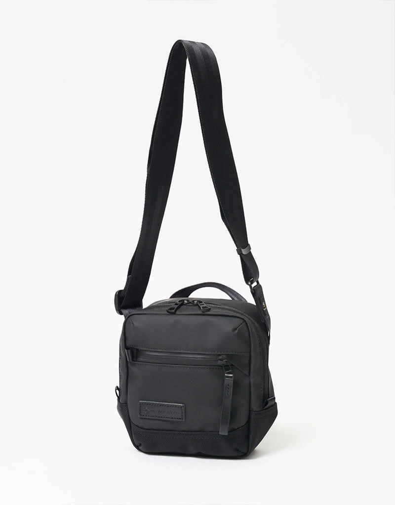 Slick Round Shoulder Bag No.02488