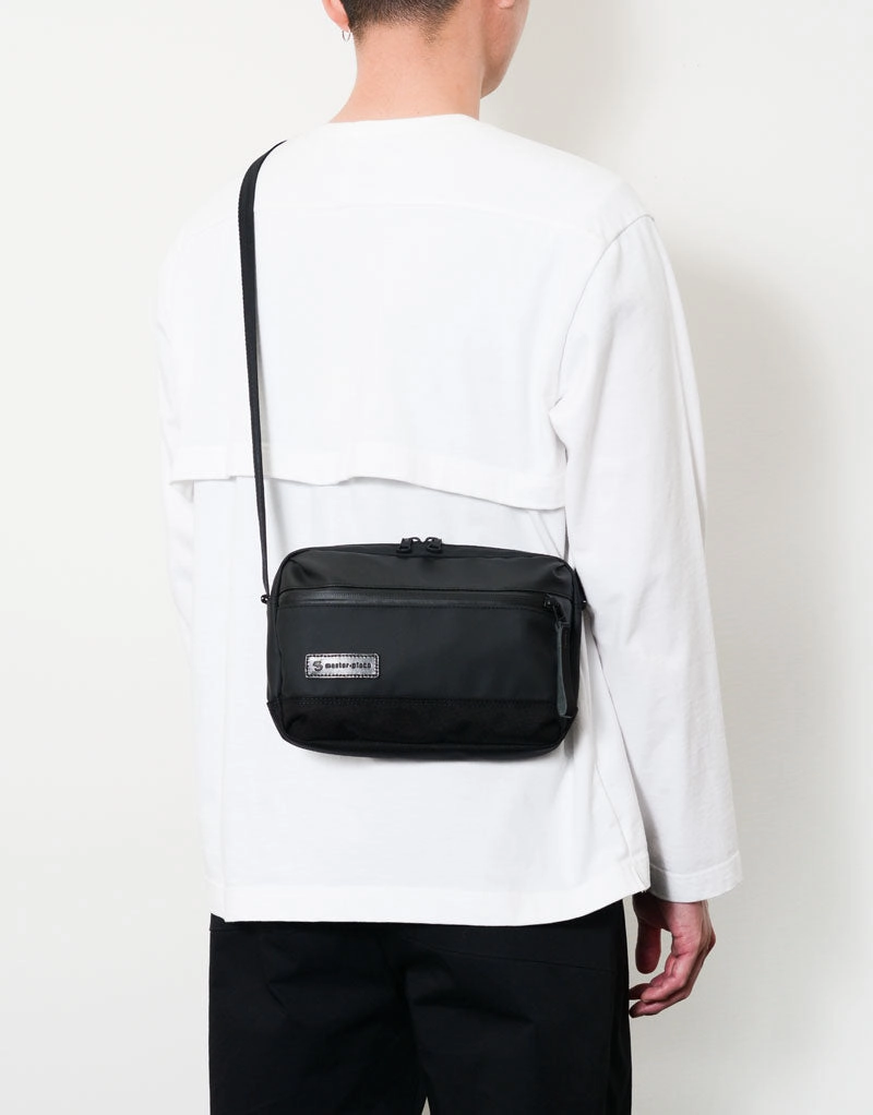 Slick Shoulder Bag No.02486