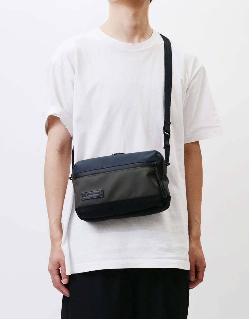 Slick Shoulder Bag No.02486