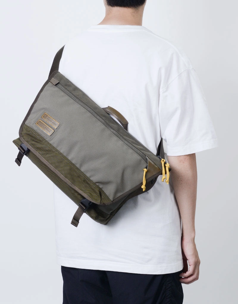 Universal Works  master-piece  Messenger Bag No.MP31227