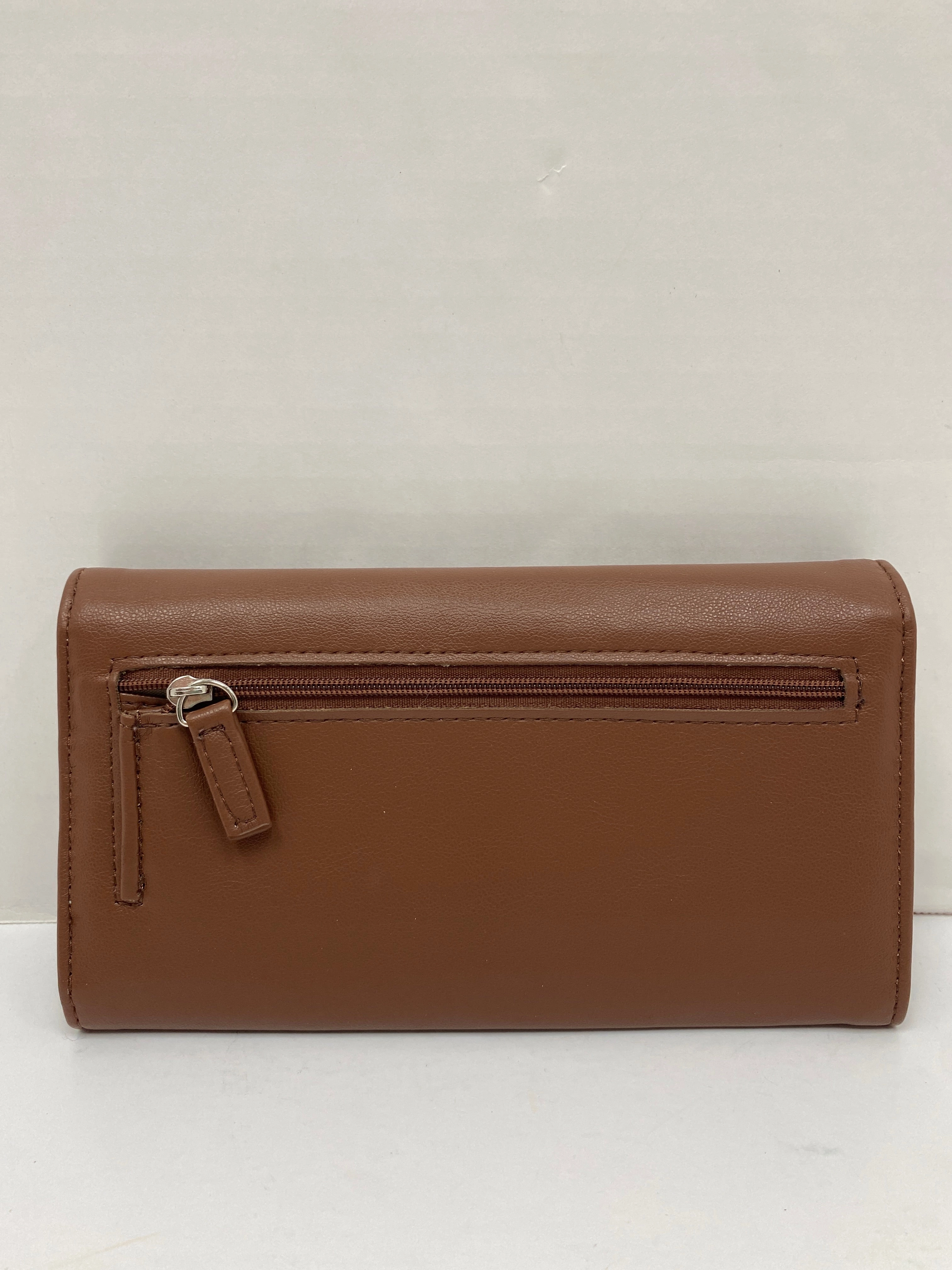 Wallet By Clothes Mentor  Size: Large