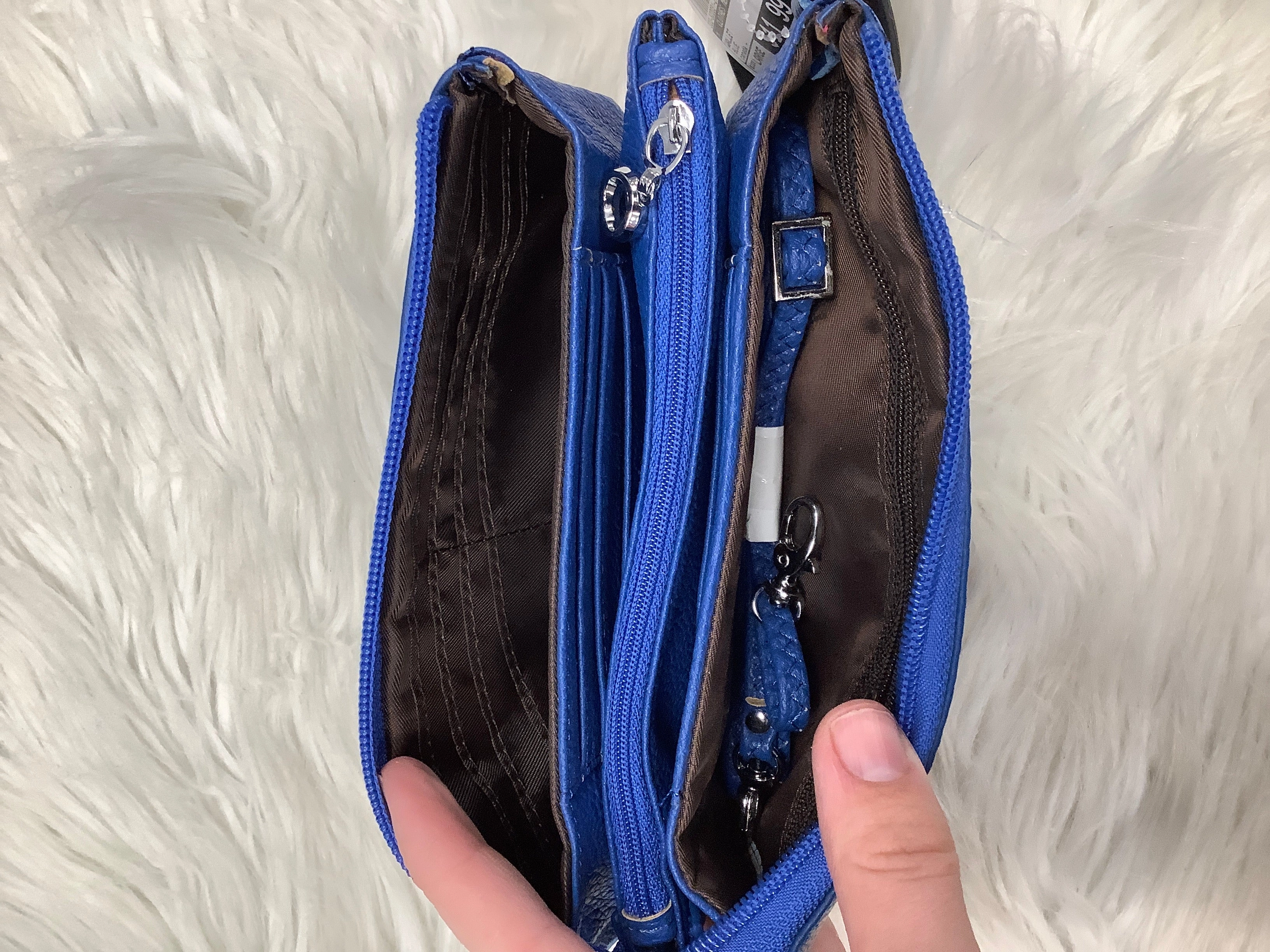 Wallet By Clothes Mentor, Size: Large