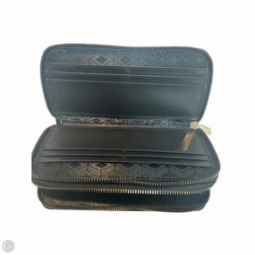 Wallet By Clothes Mentor, Size: Large