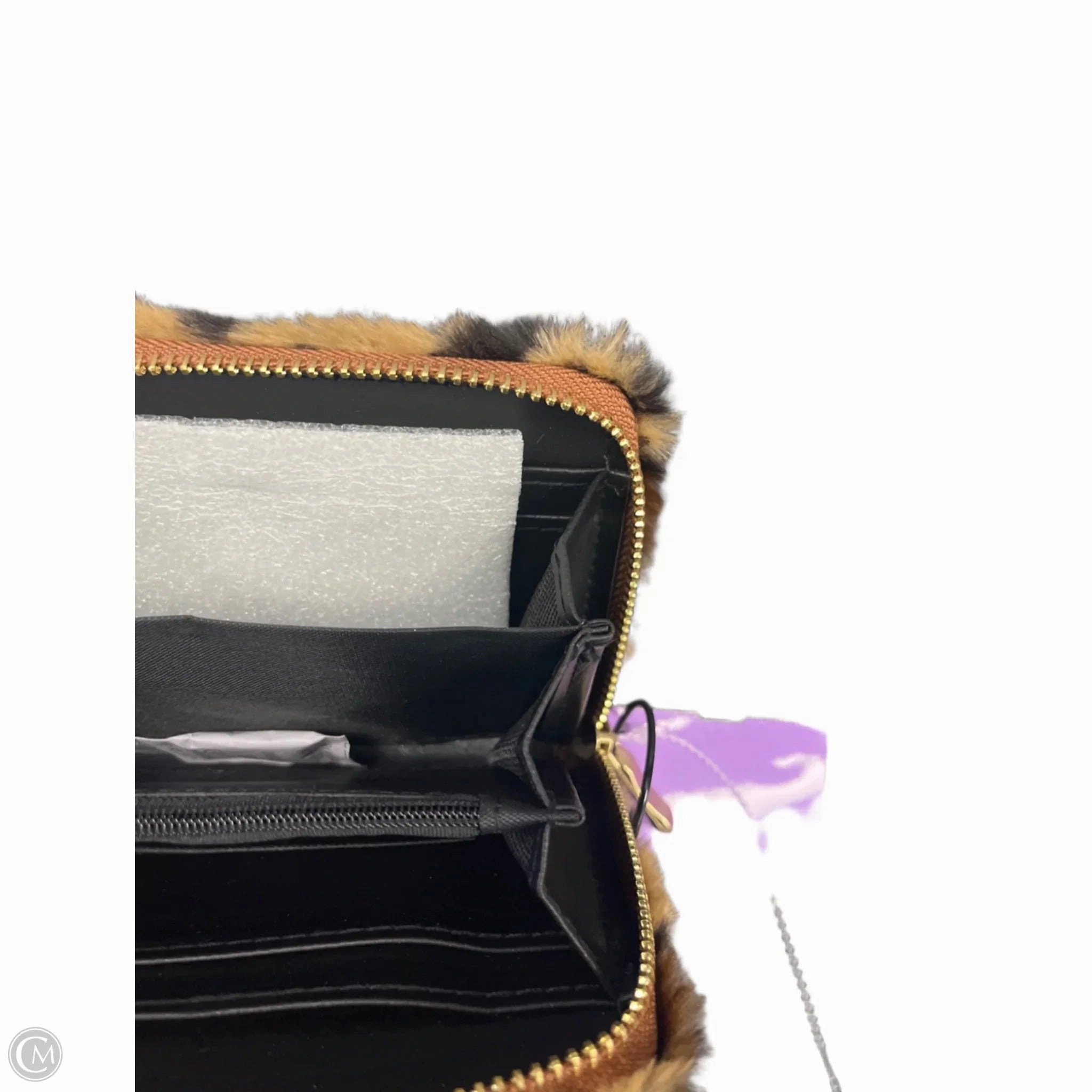 Wallet By Clothes Mentor, Size: Medium