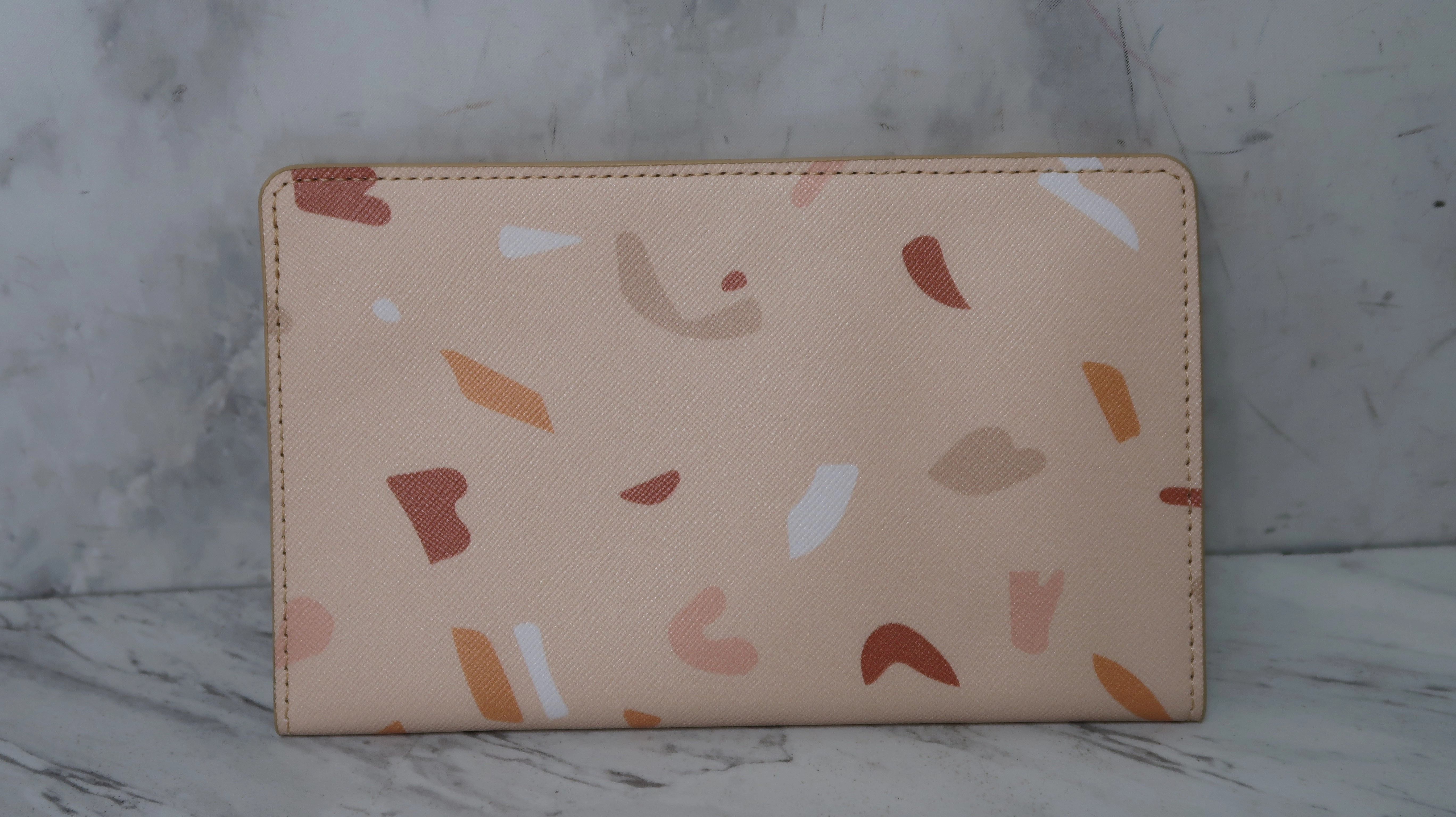 Wallet By Clothes Mentor  Size: Medium