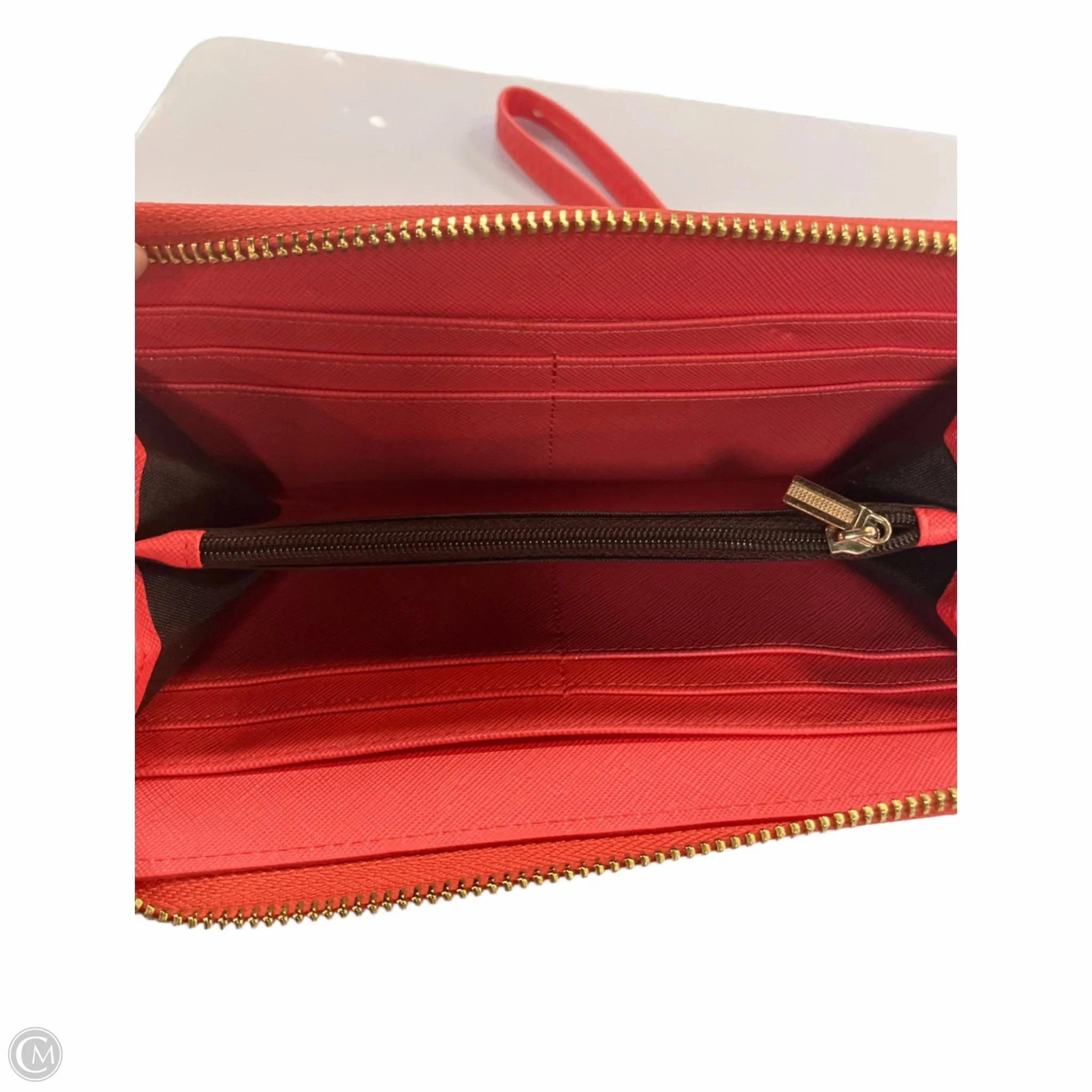 Wallet By Clothes Mentor, Size: Medium