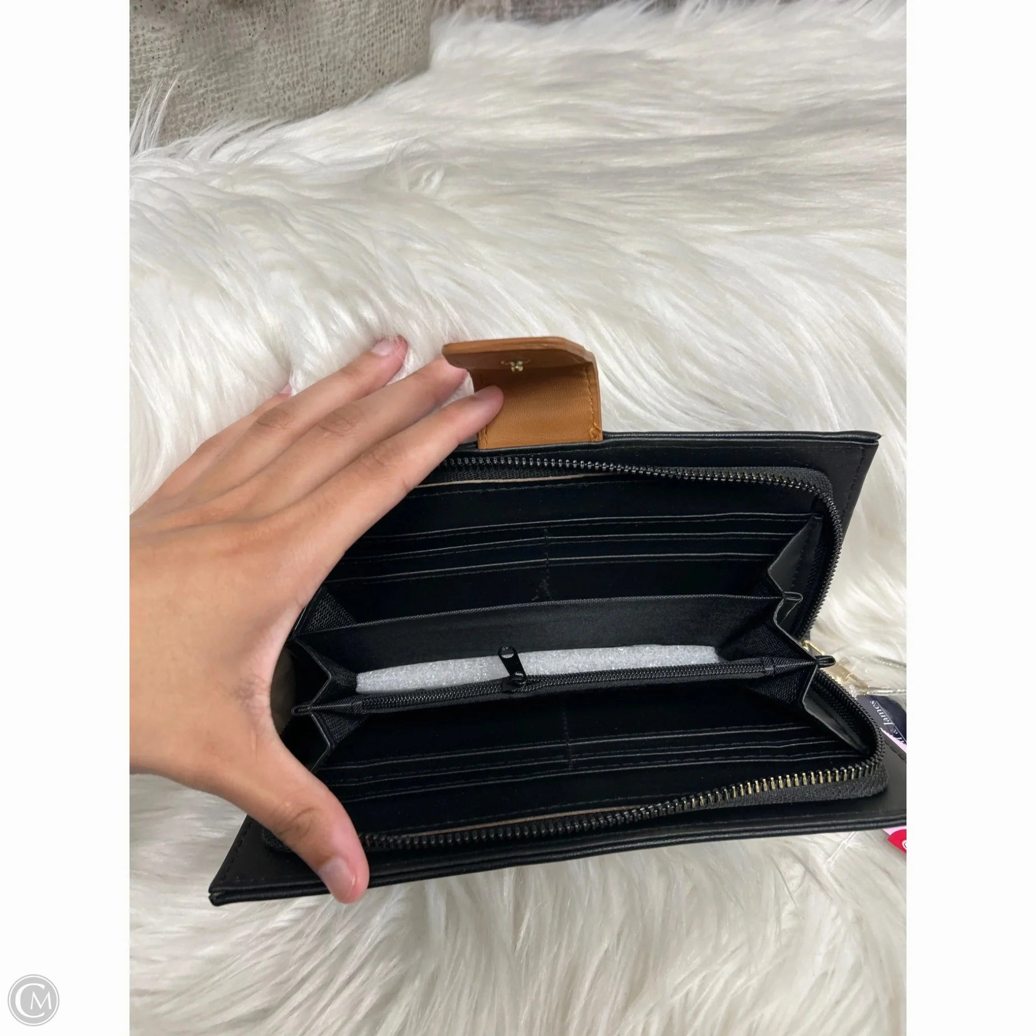 Wallet By Cme, Size: Large