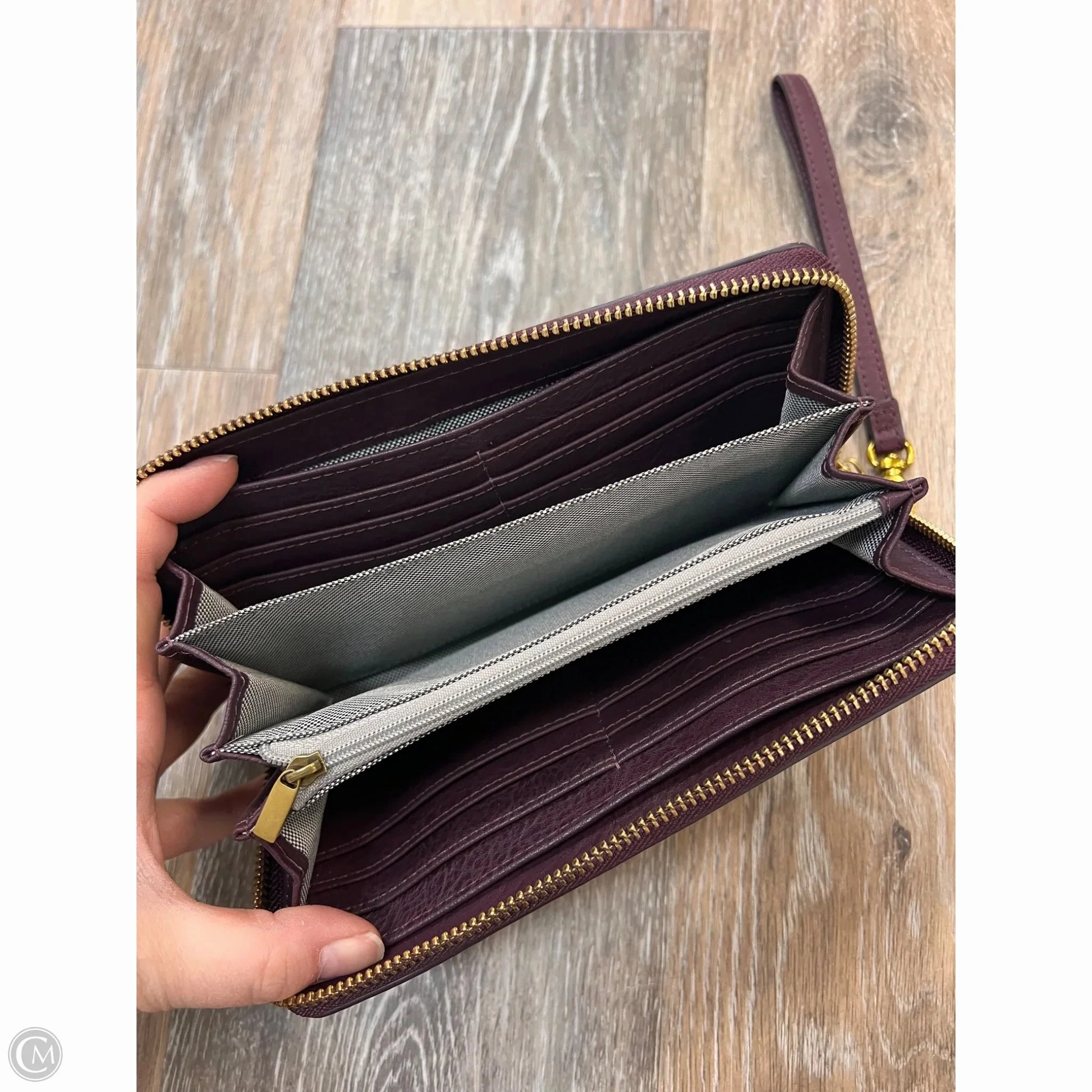 Wallet By Fossil, Size: Large