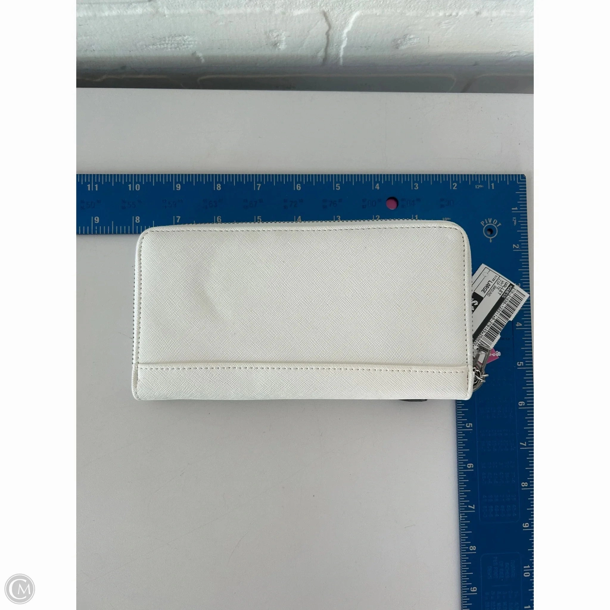 Wallet By Guess, Size: Large