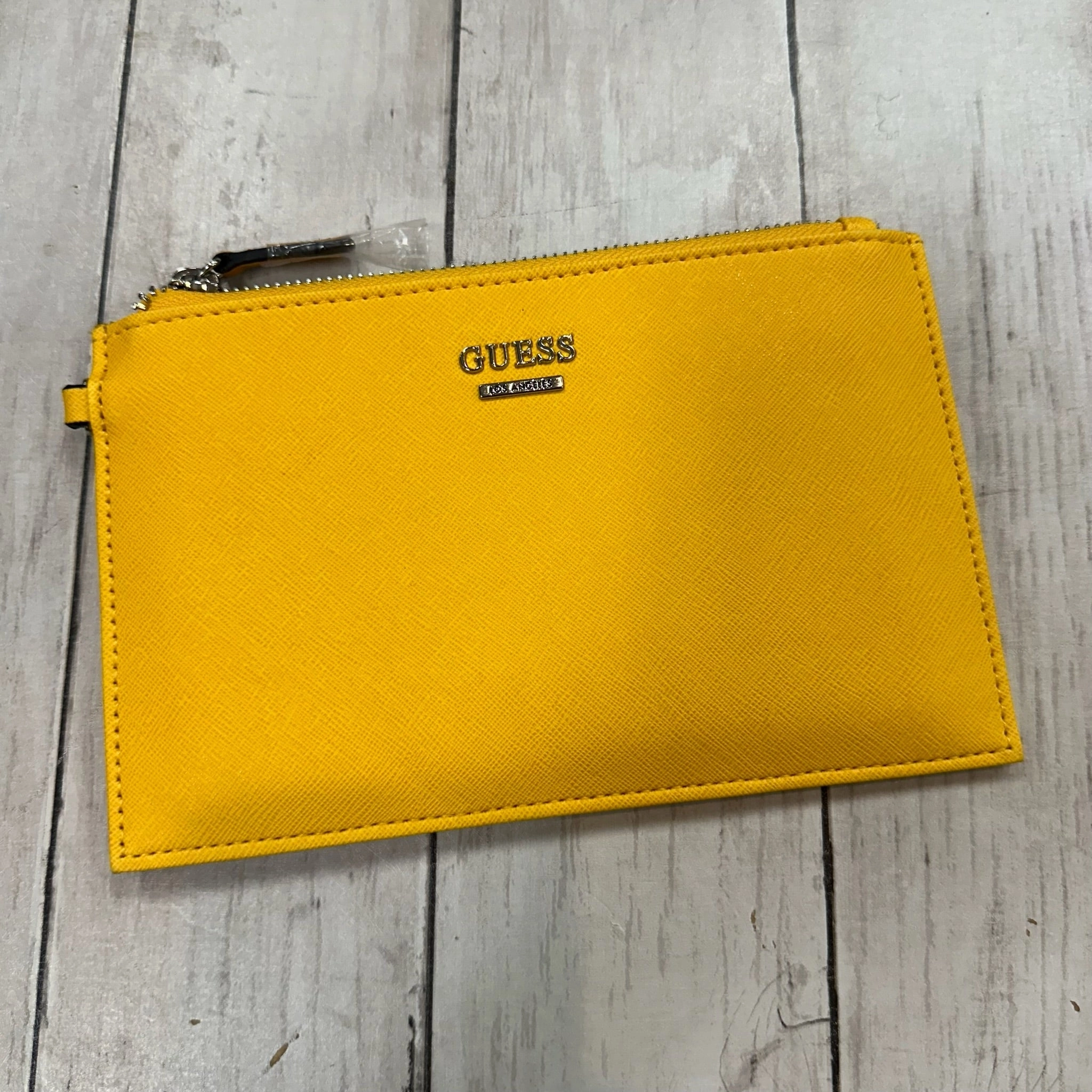 Wallet By Guess, Size: Medium