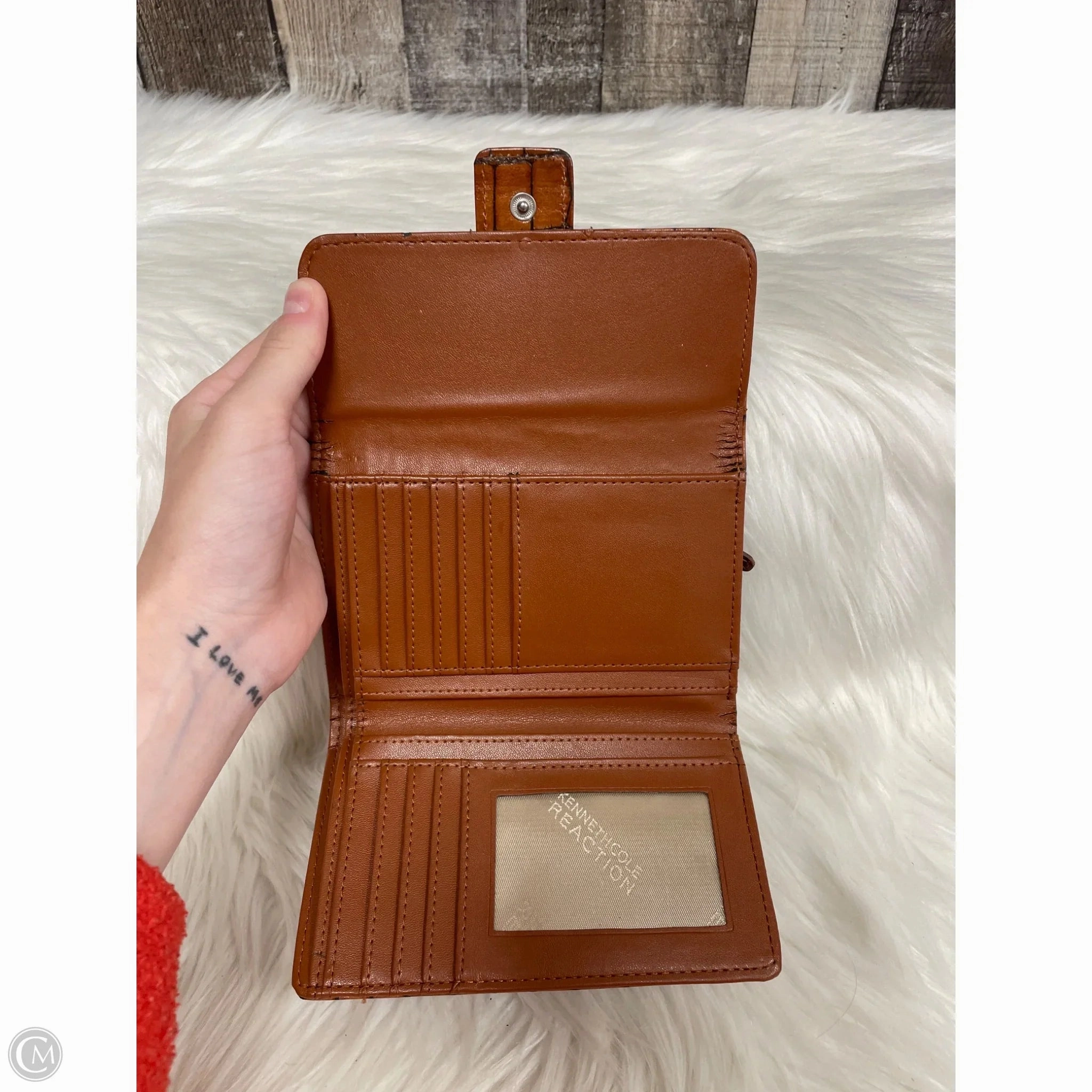 Wallet By Kenneth Cole, Size: Medium