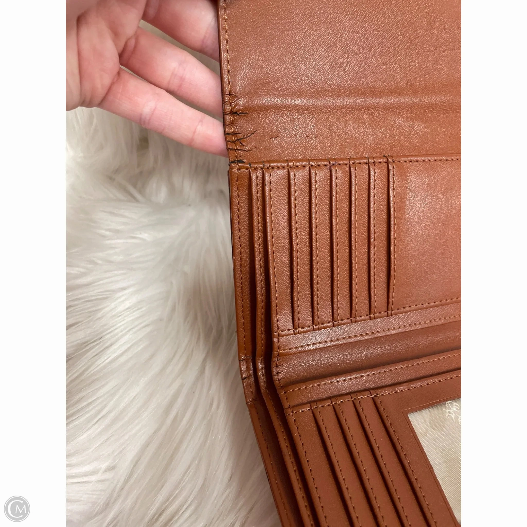 Wallet By Kenneth Cole, Size: Medium