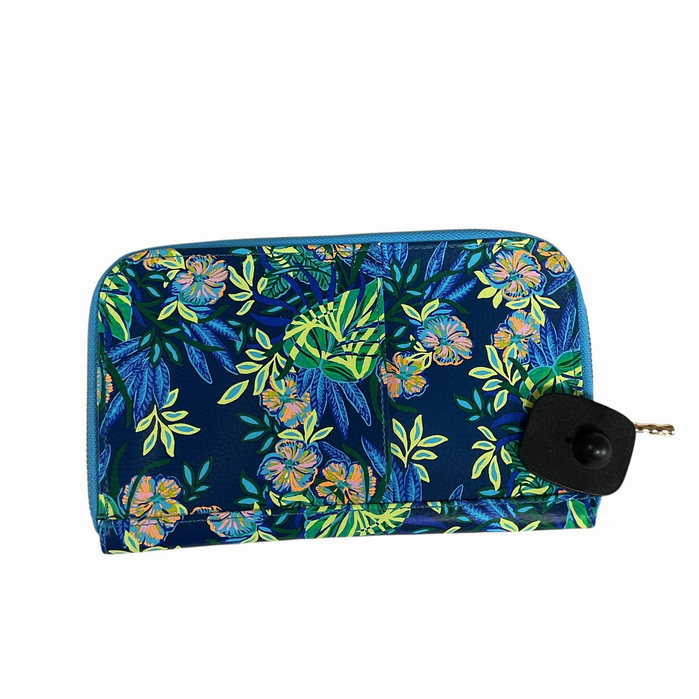 Wallet By Lilly Pulitzer  Size: Large