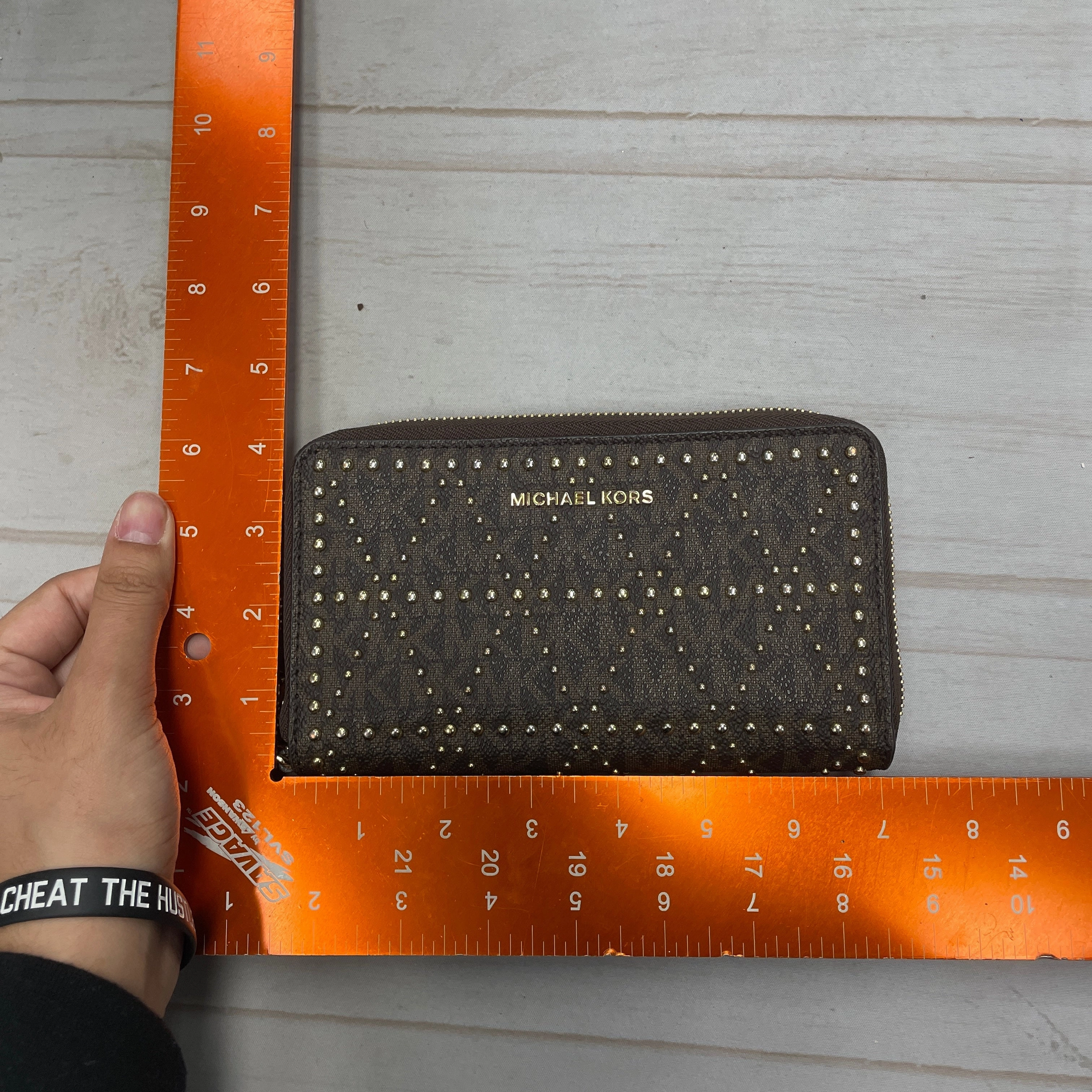 Wallet By Michael By Michael Kors, Size: Medium