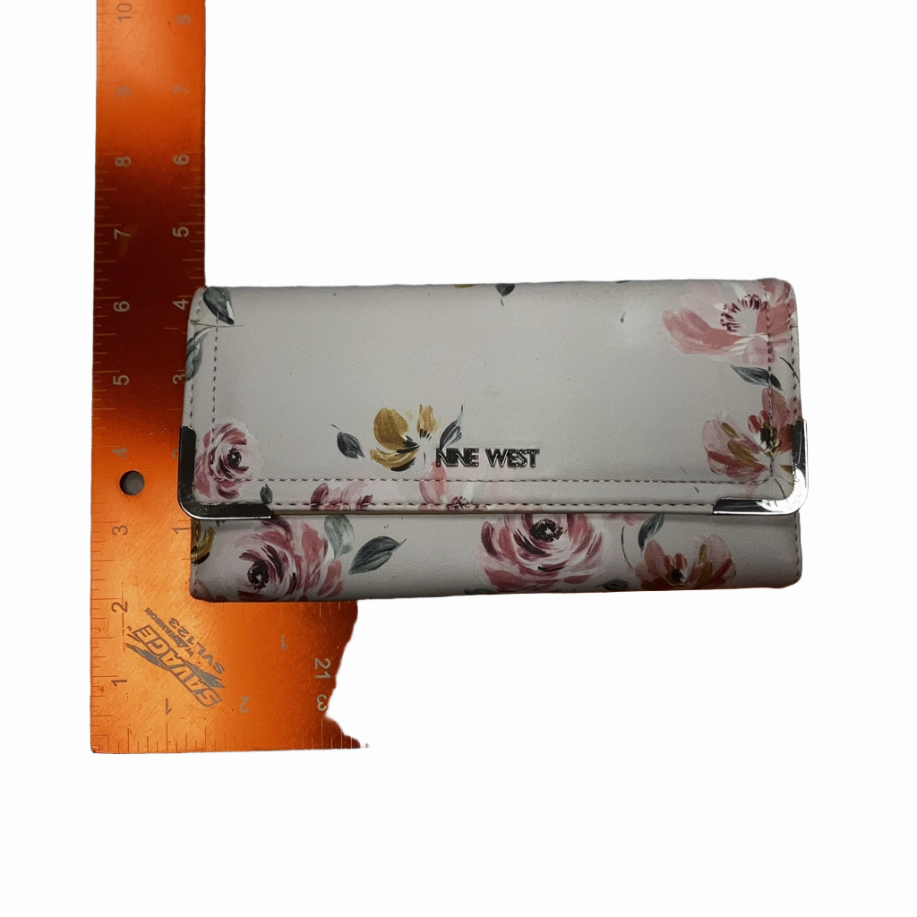 Wallet By Nine West  Size: Medium