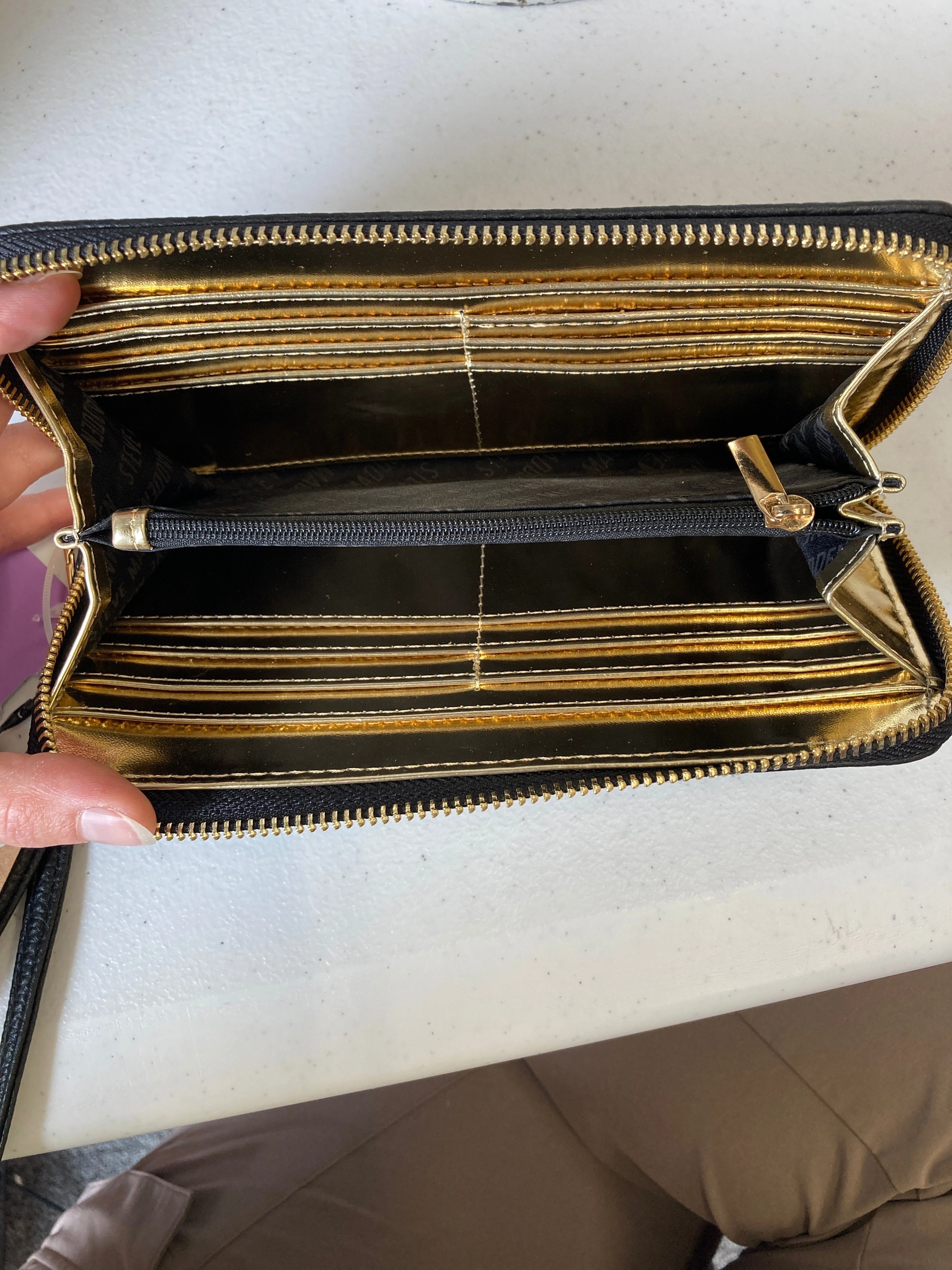 Wallet By Steve Madden In Black, Size:Large