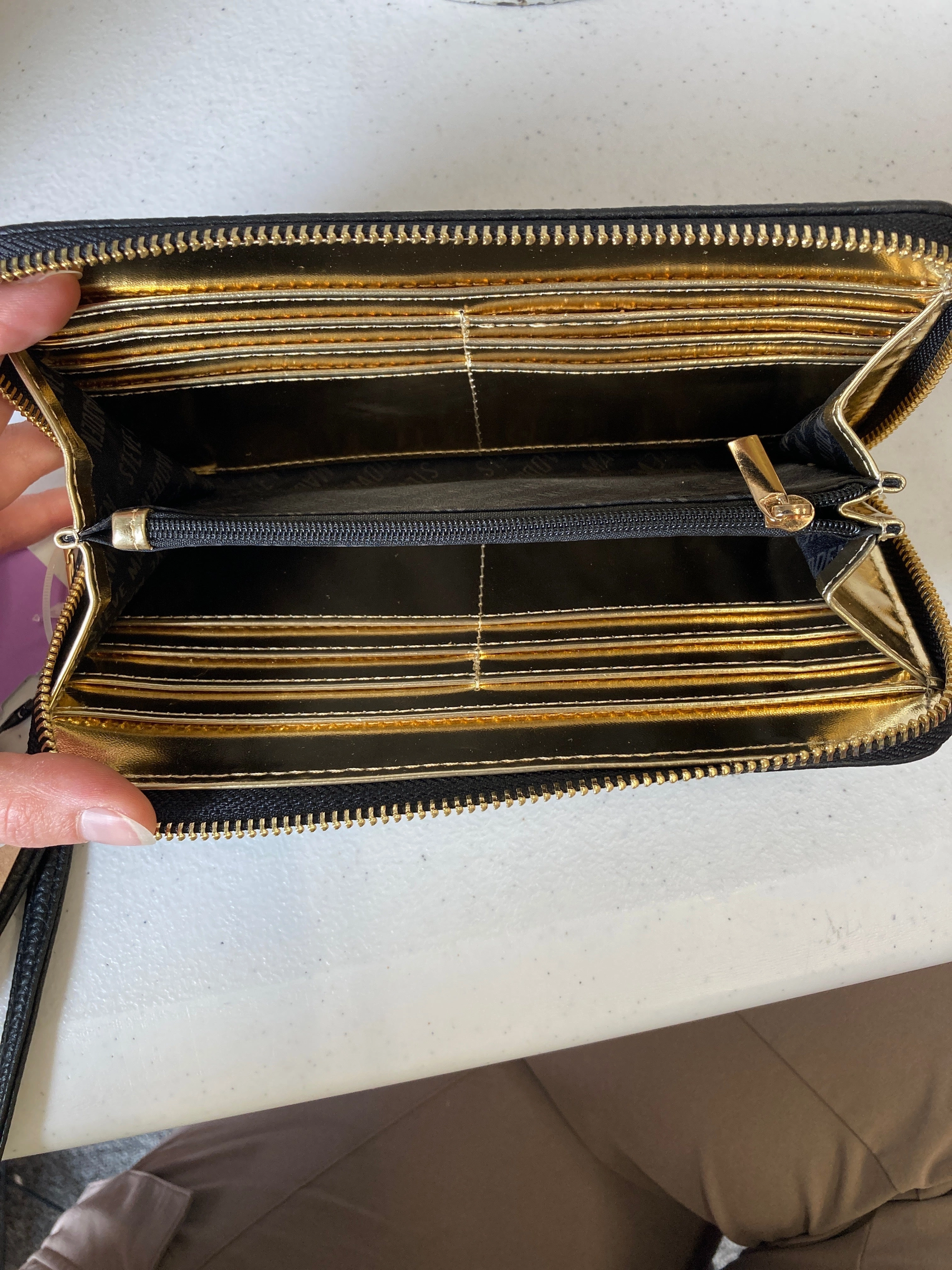 Wallet By Steve Madden In Black, Size:Large