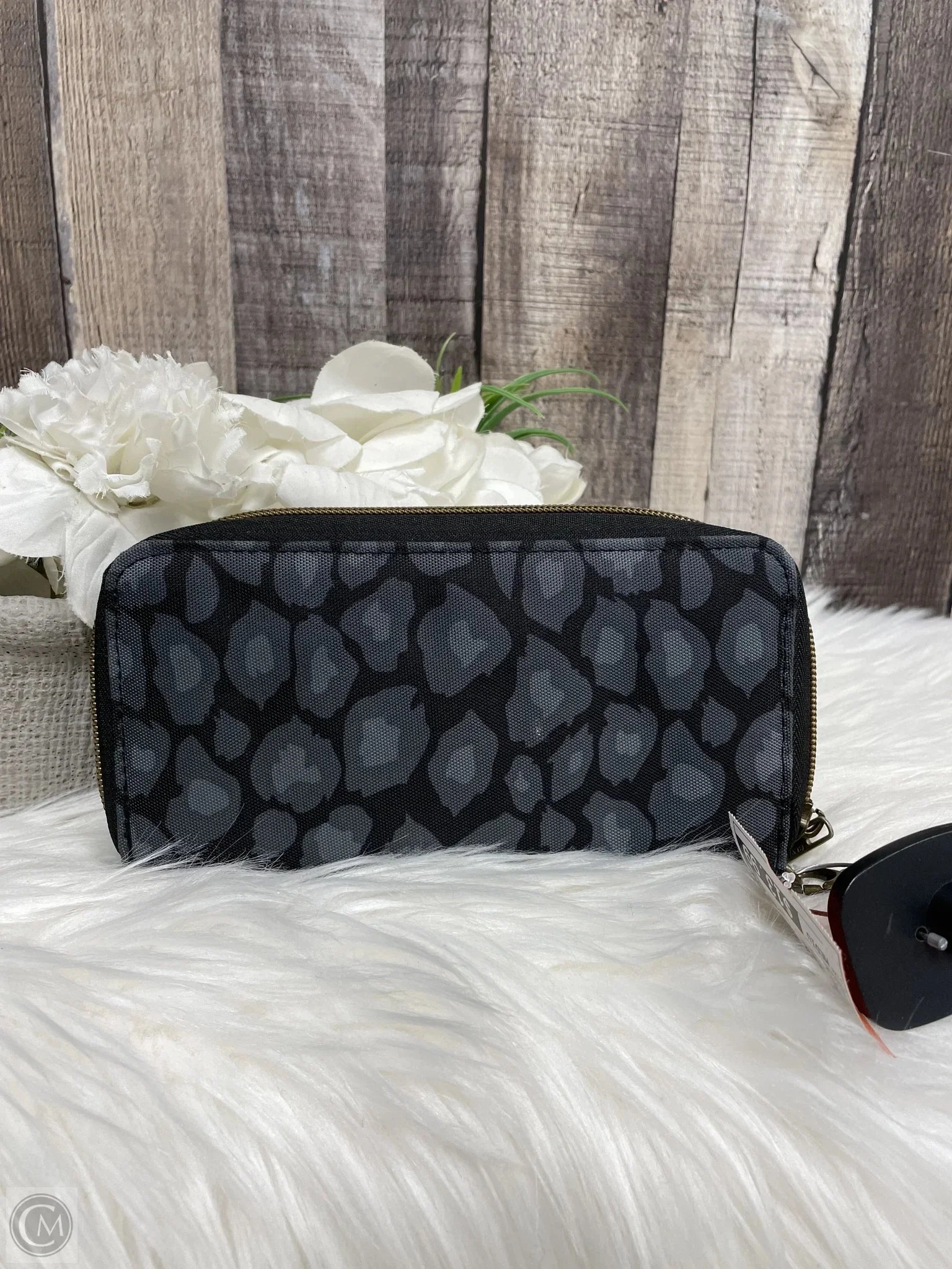 Wallet By Travelon, Size: Medium