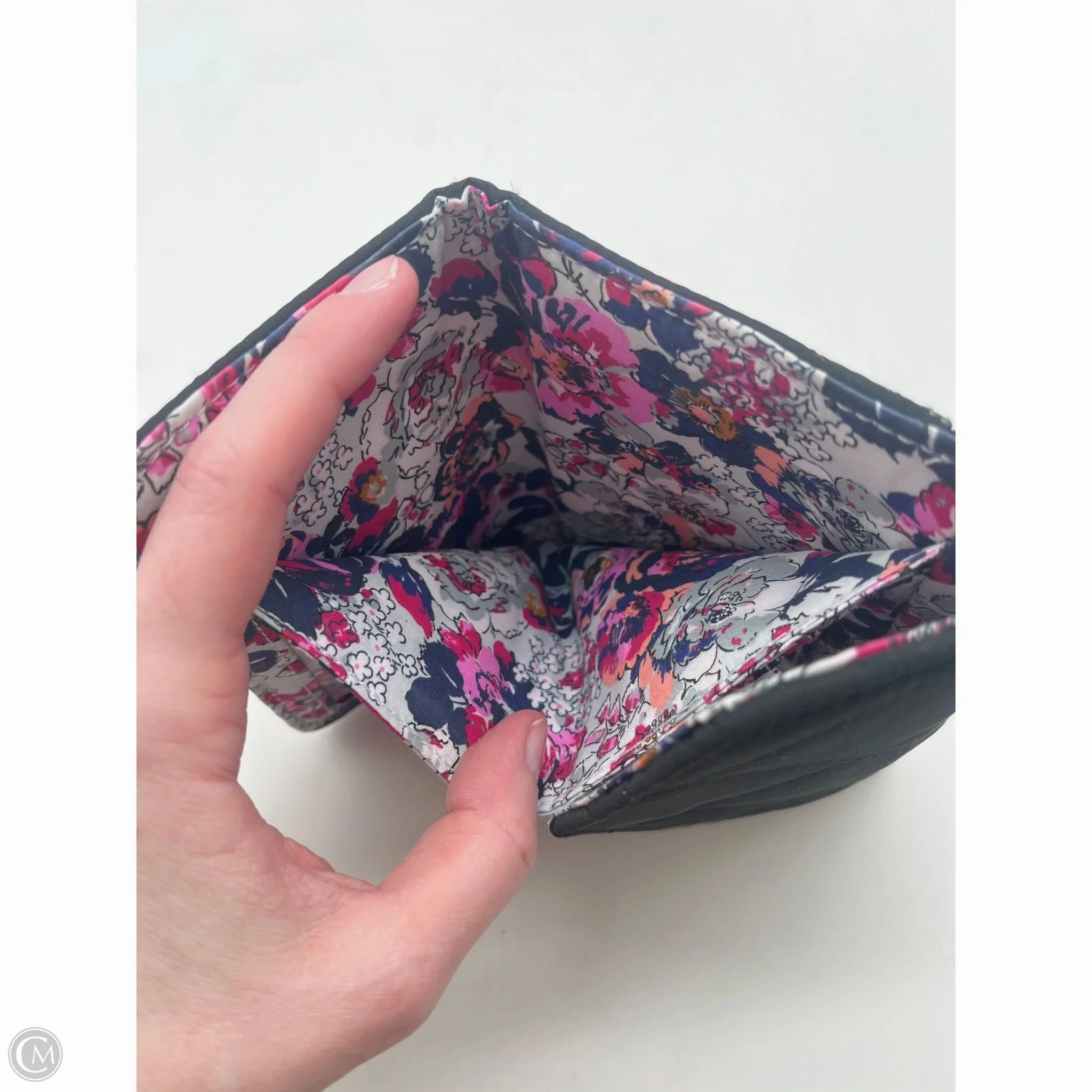 Wallet By Vera Bradley, Size: Medium